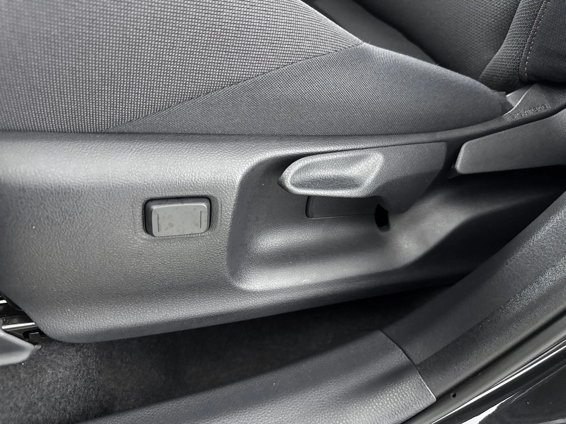Toyota C-HR 2.0 Plug-in Hybrid Dynamic 220PK