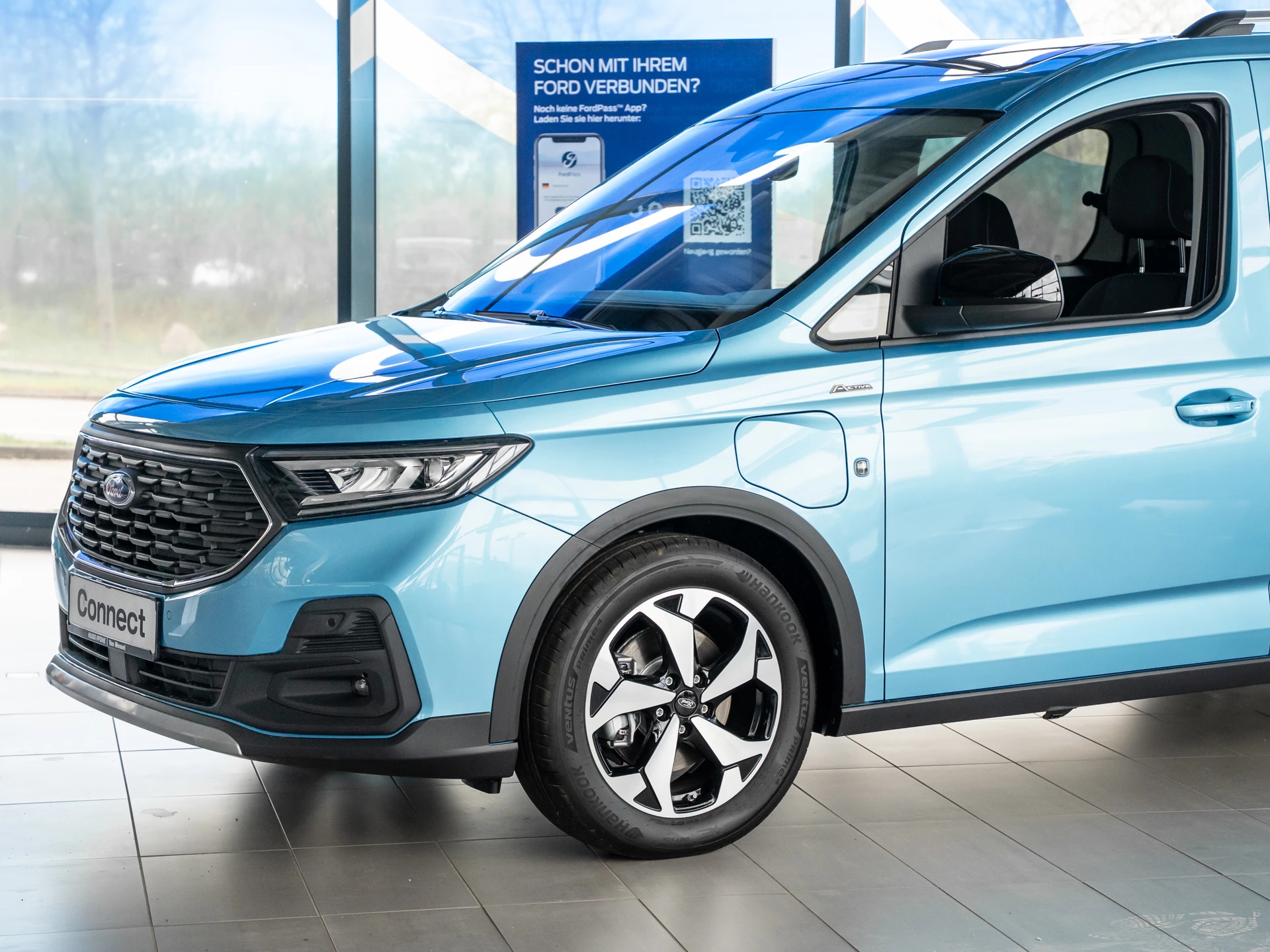 Ford-Tourneo Connect-image-2