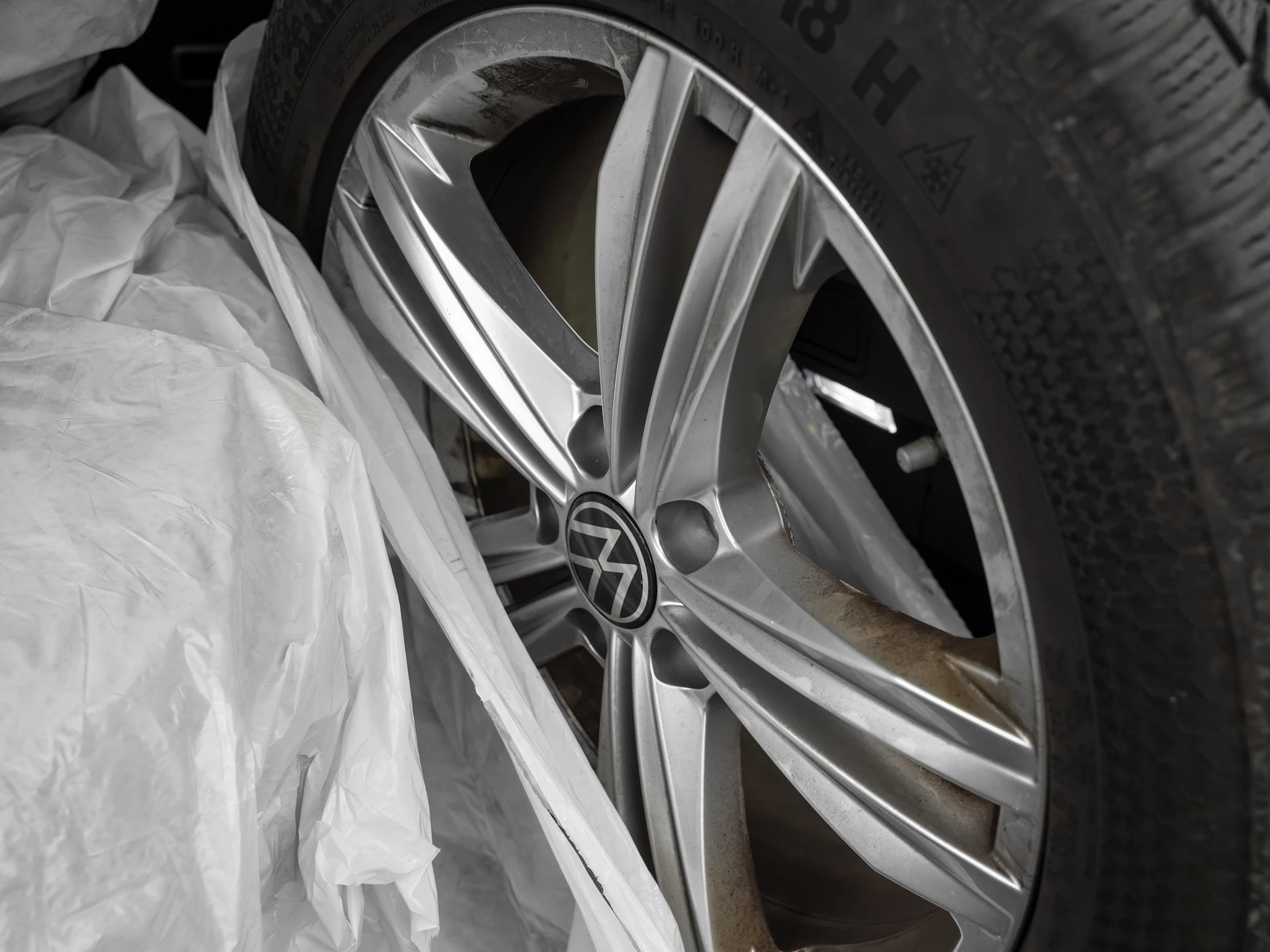 Volkswagen-Tiguan-image-8