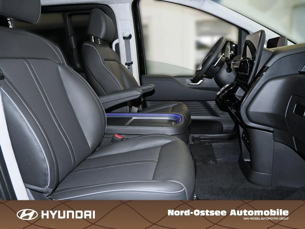 Hyundai Staria HEV 7-Sitzer Signature 360 4xSHZ ACC AUT