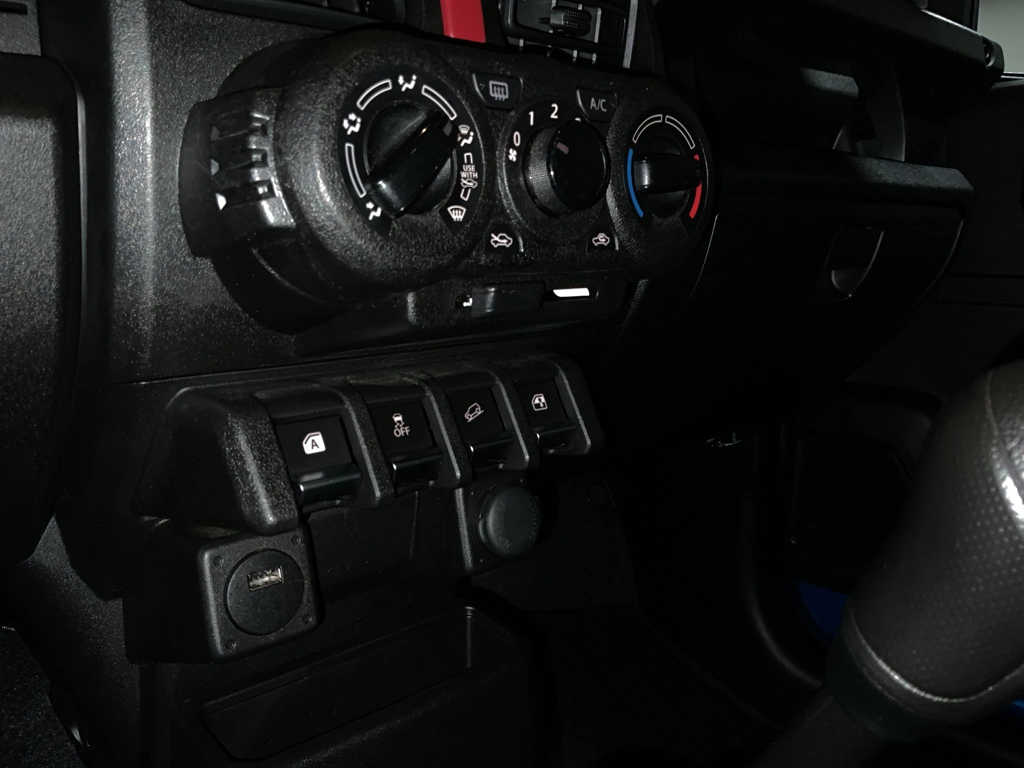 Suzuki-Jimny-image-18