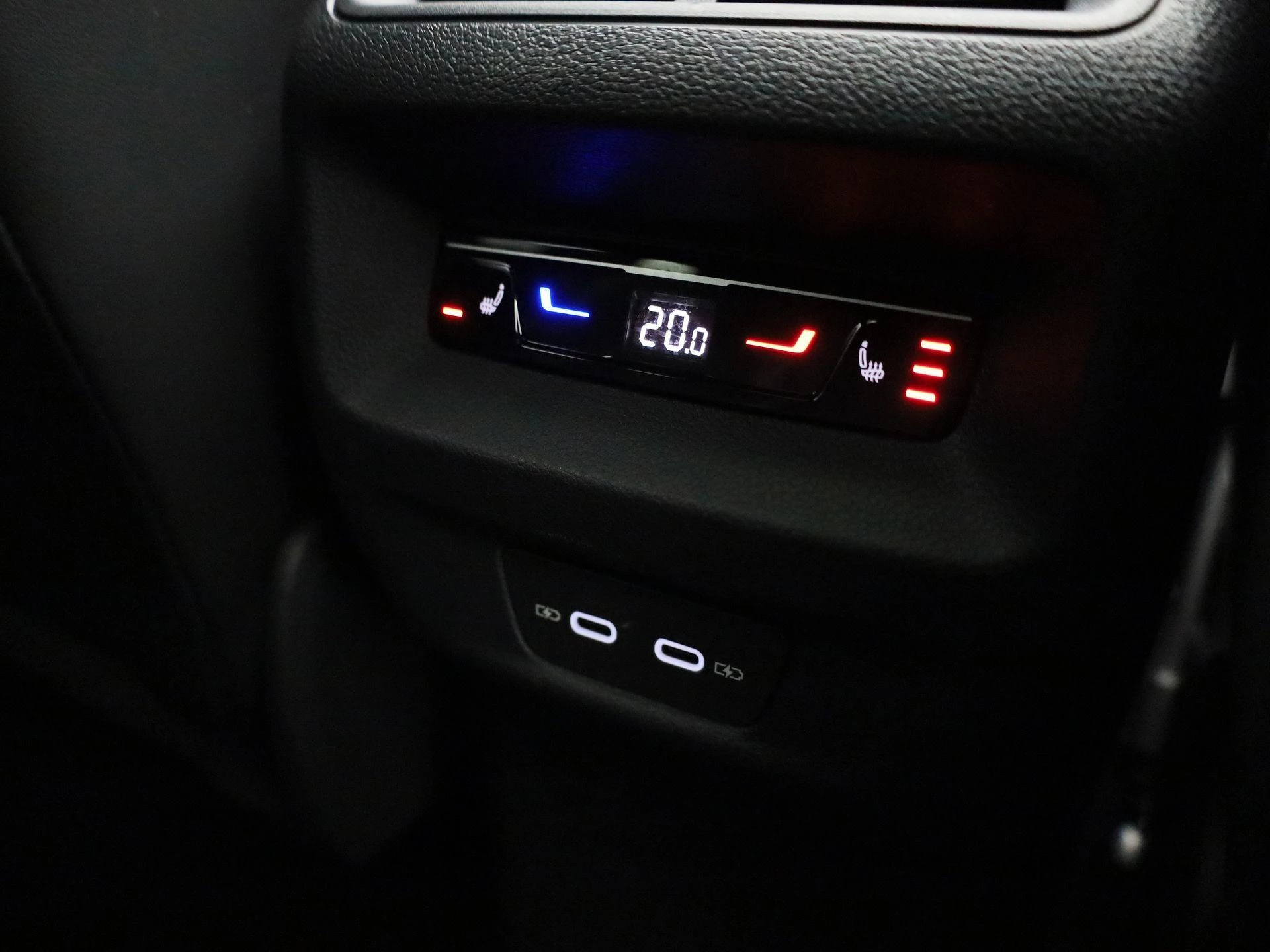 Volkswagen Tayron 1.5 eHybrid R-Line Edition 272 PK|