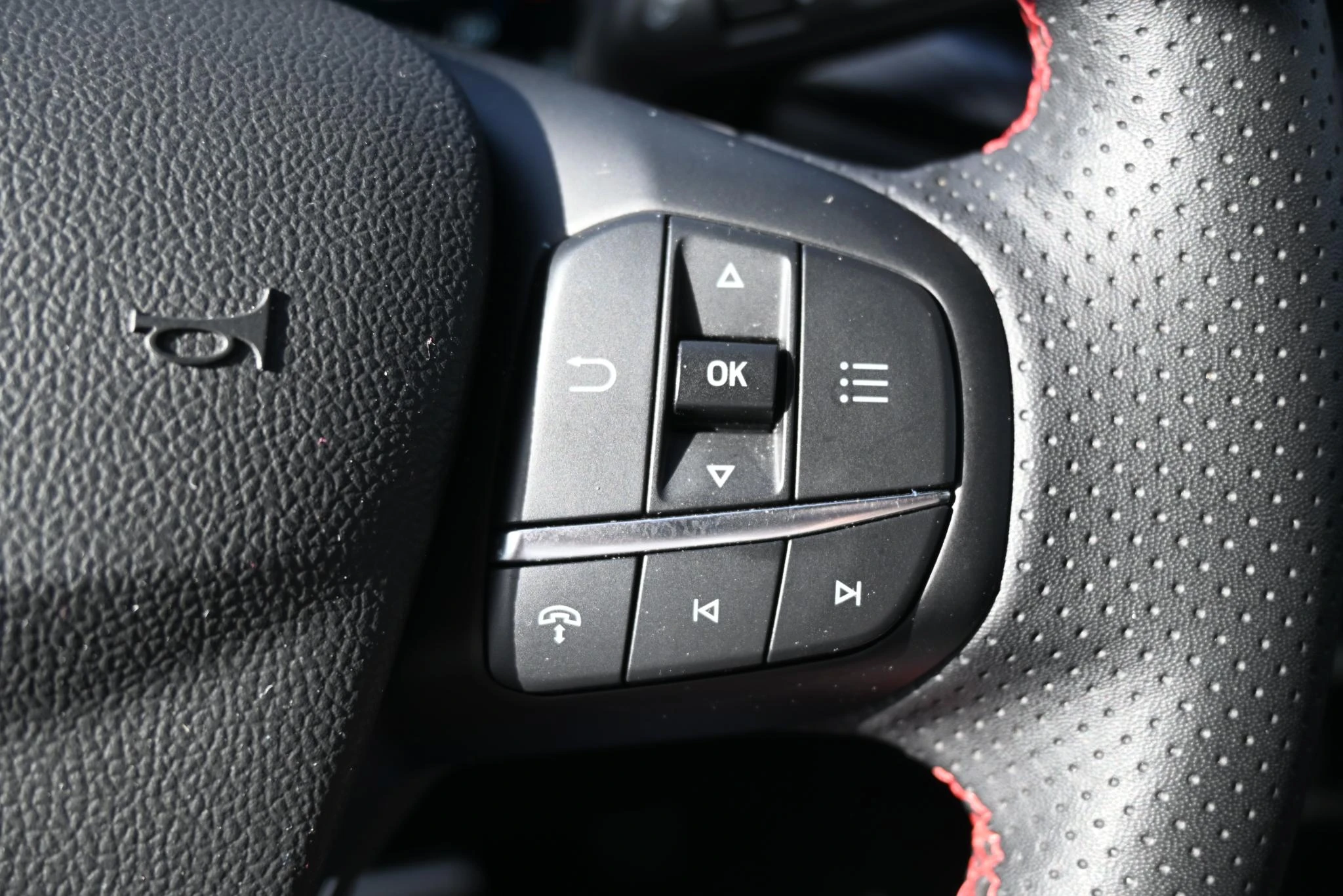 Ford-Kuga-image-11
