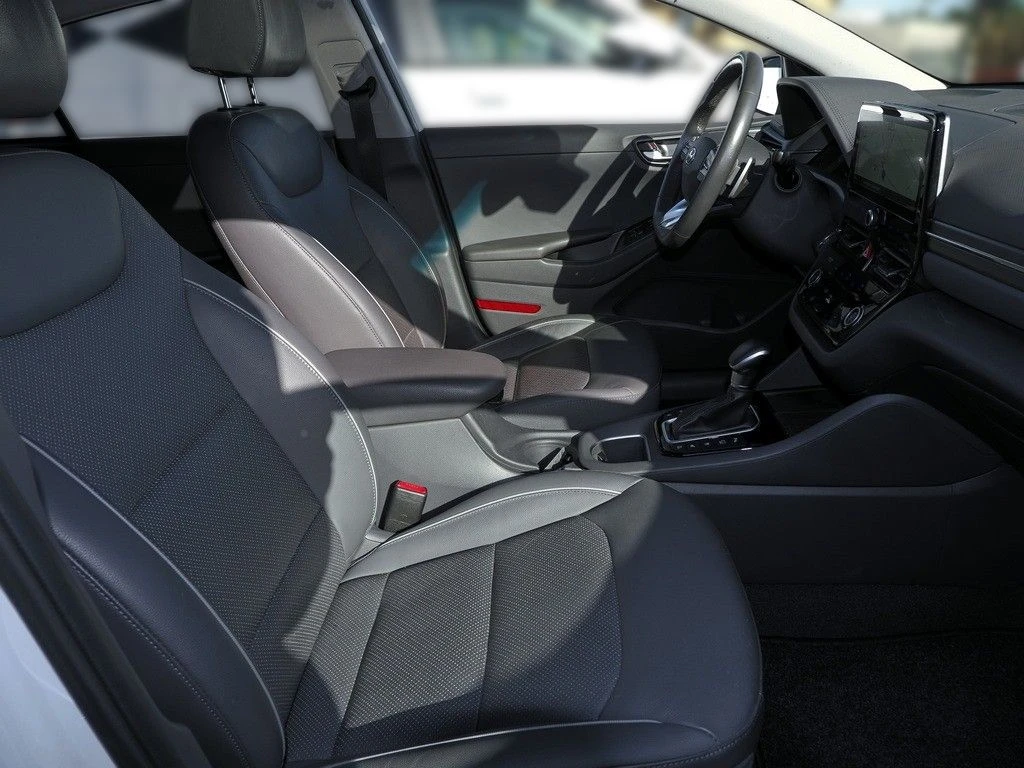 Hyundai-IONIQ-image-11