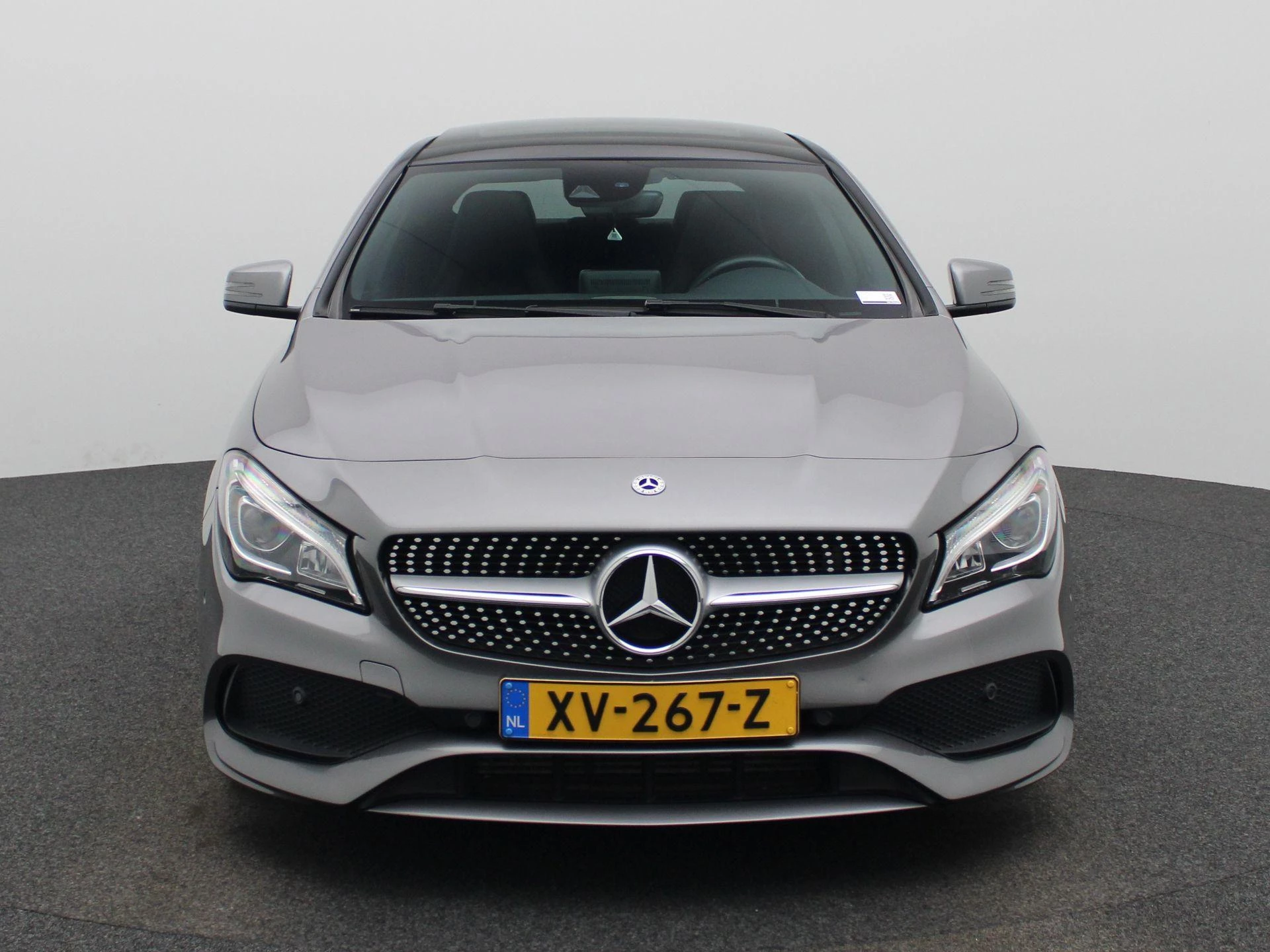 Mercedes-Benz-CLA-image-2