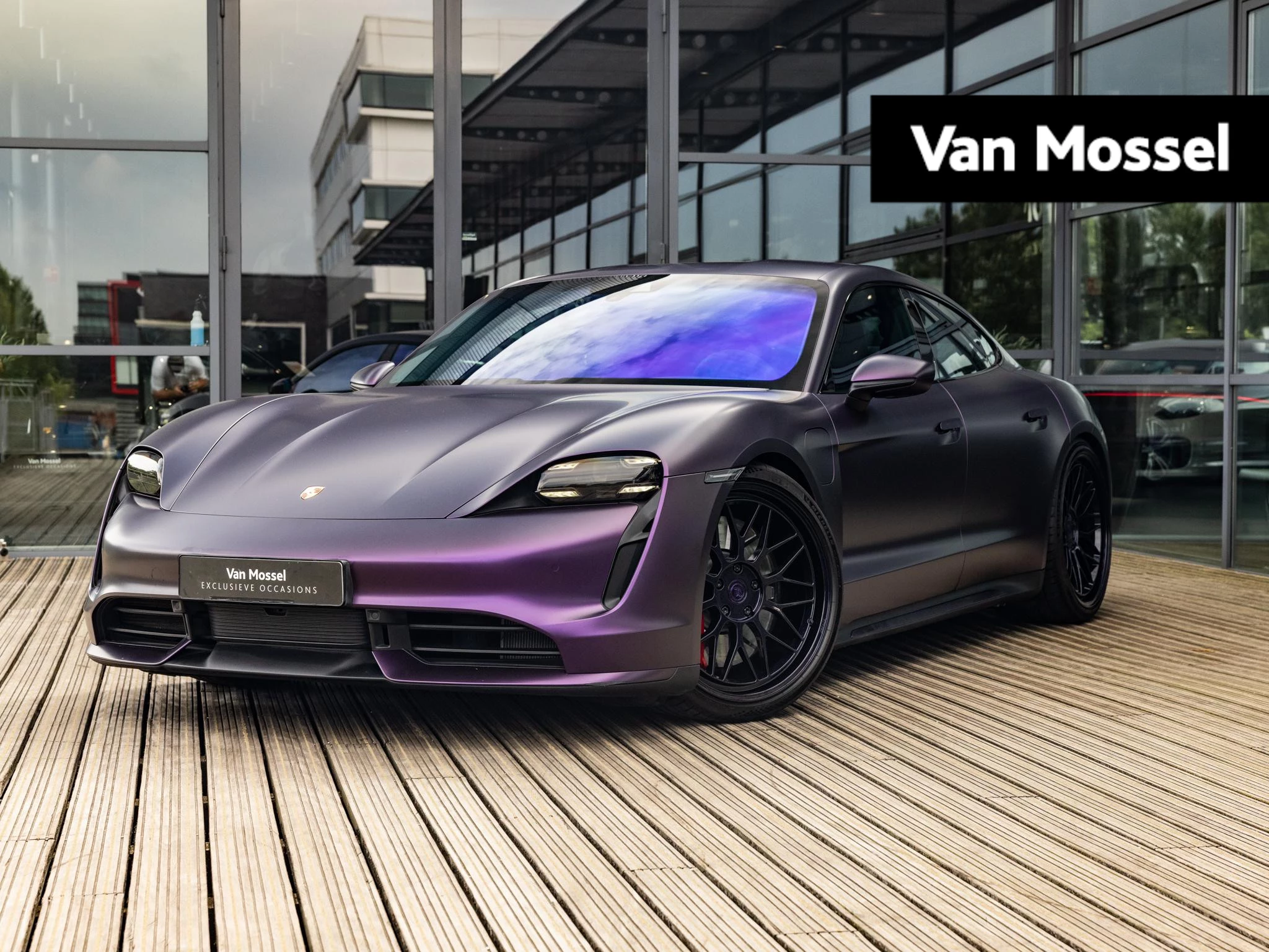 Porsche-Taycan-image-0