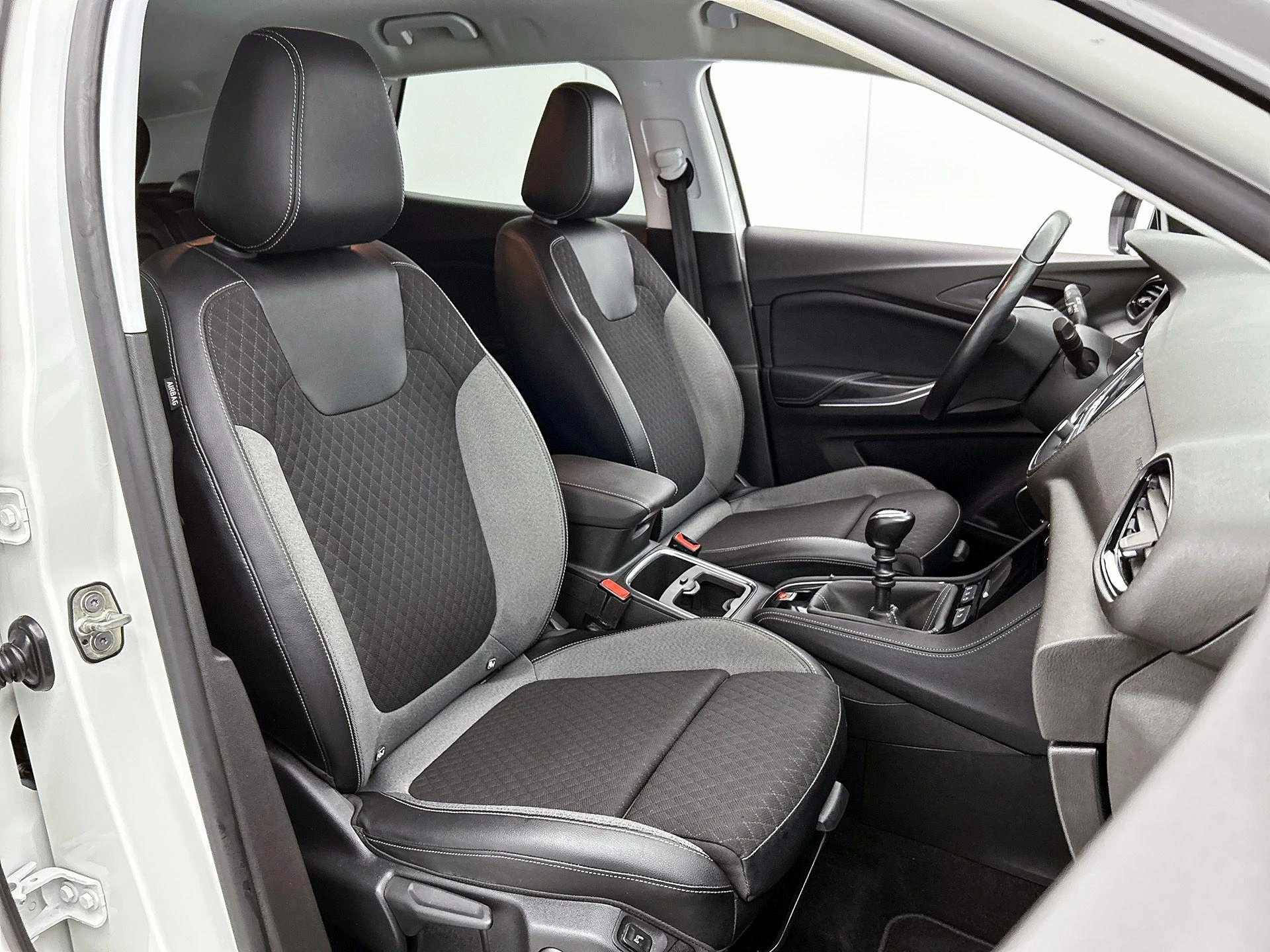 Opel-Grandland X-image-41