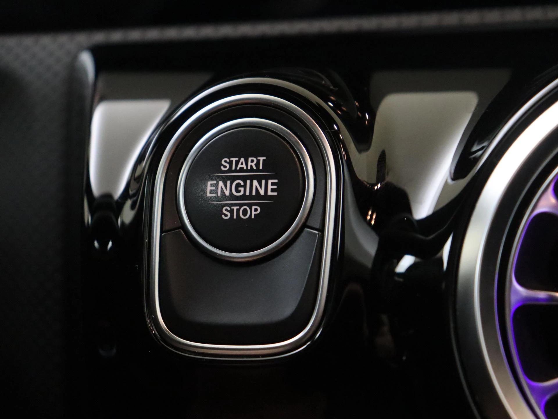 Mercedes-Benz-A-Klasse-image-21