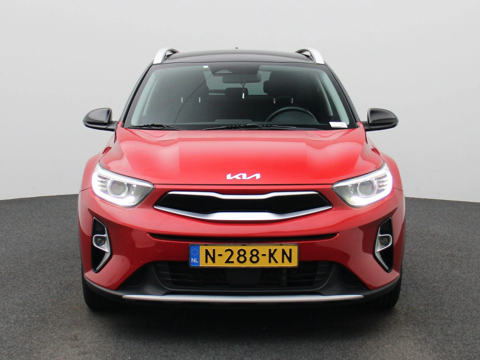 Kia-Stonic-image-2