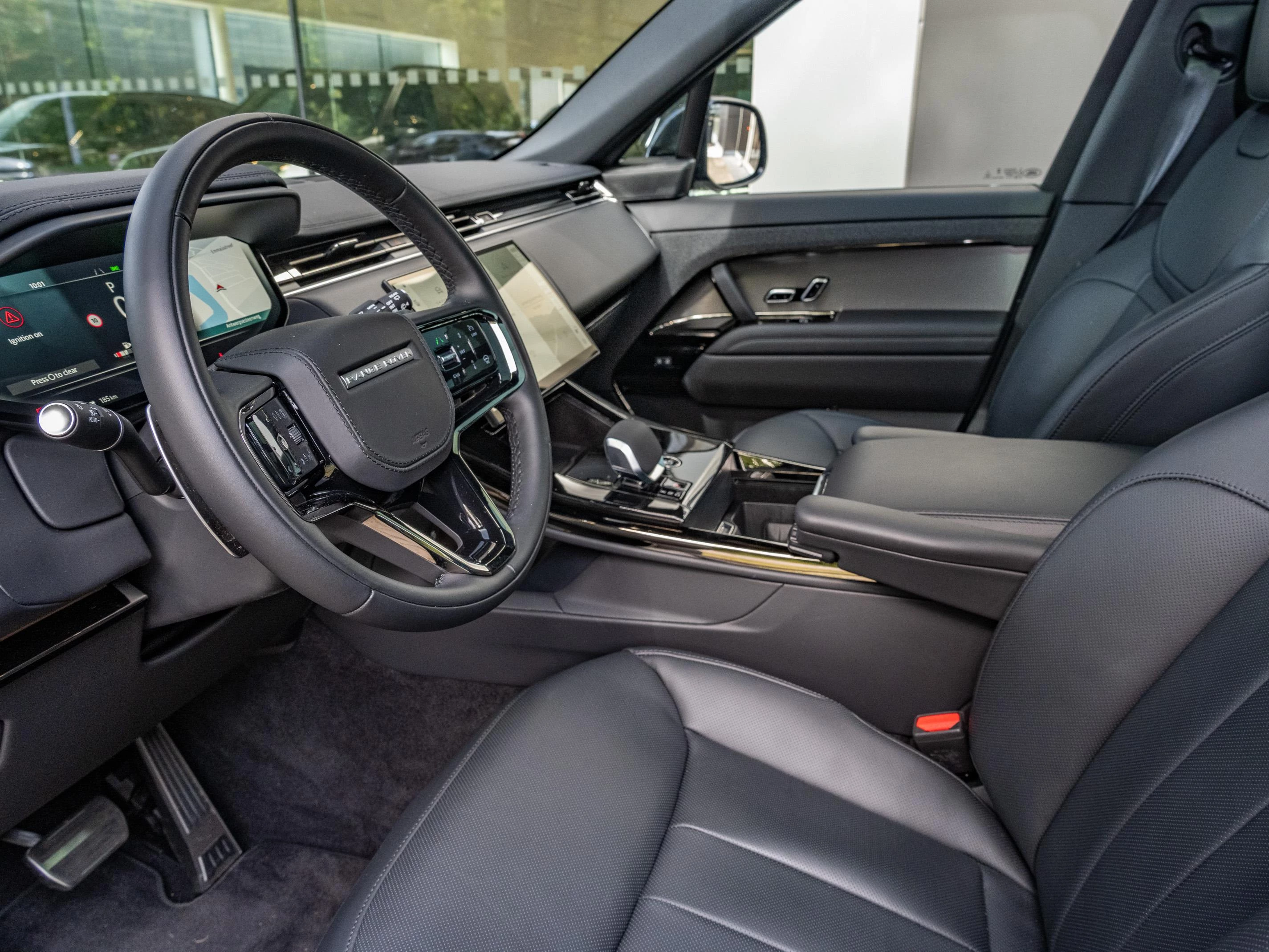 Land Rover Range Rover Sport P460e Dynamic Edition