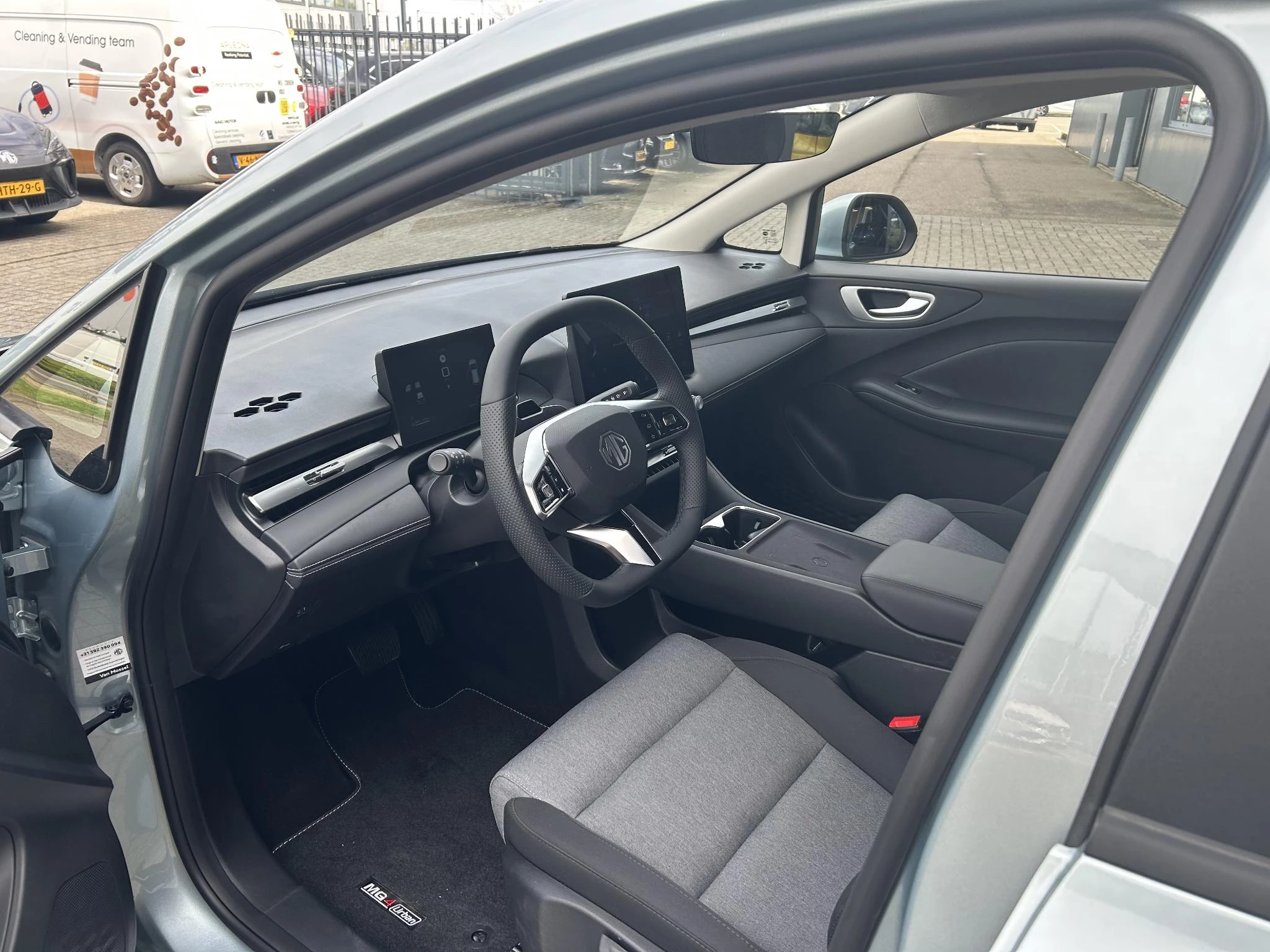 MG-MG4 EV Urban-image-6