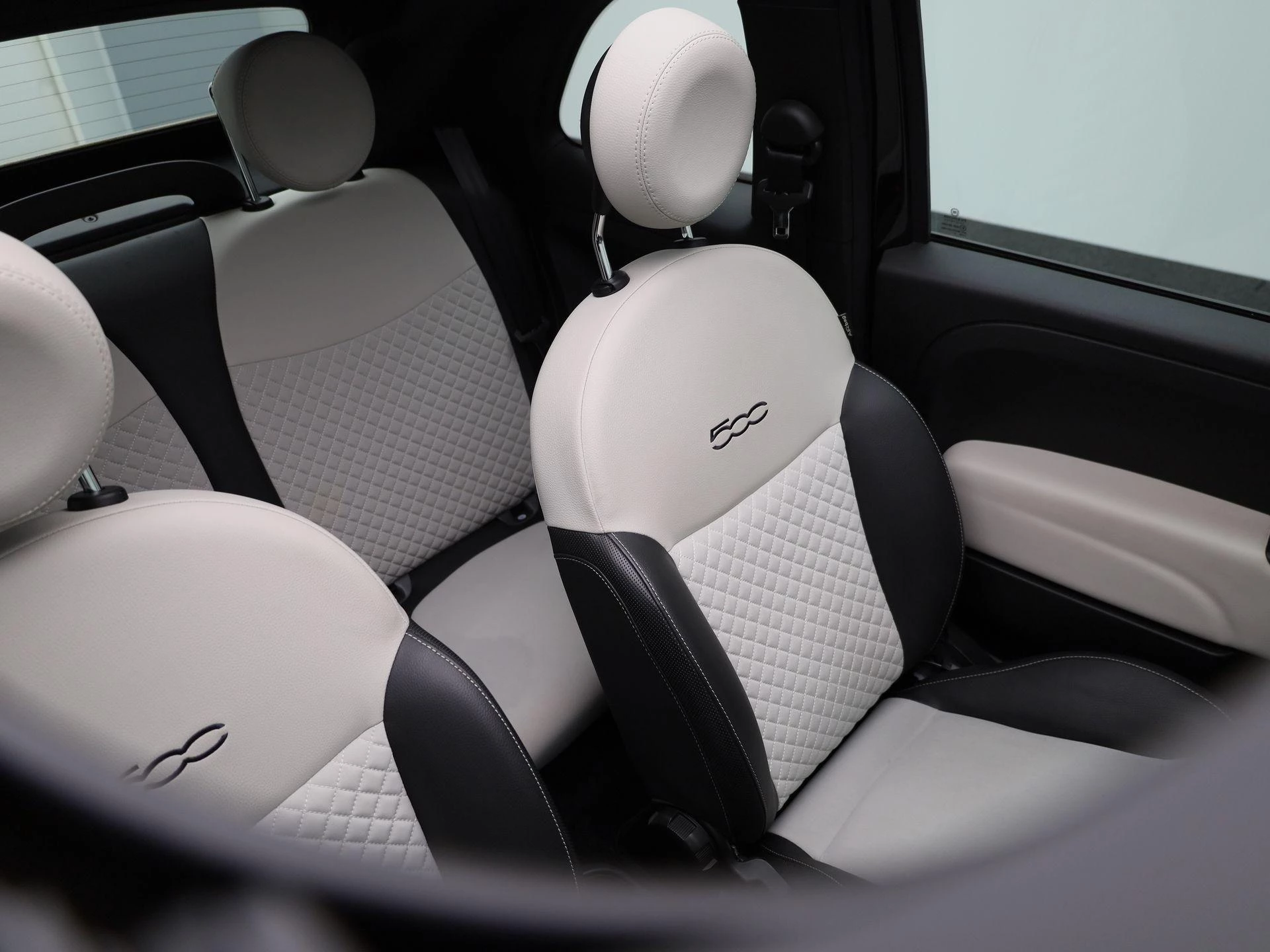 Fiat-500C-image-31