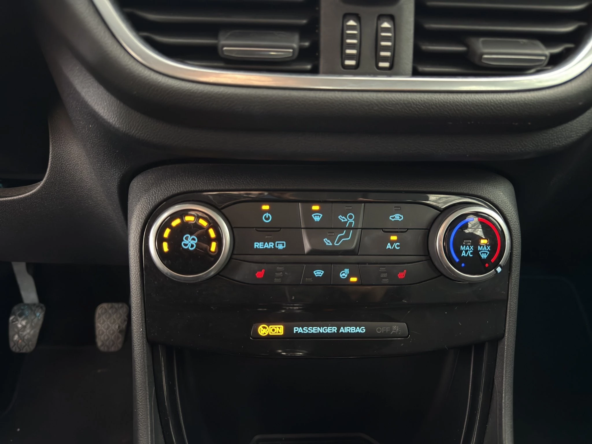 Ford Puma Cool & Connect 70kW