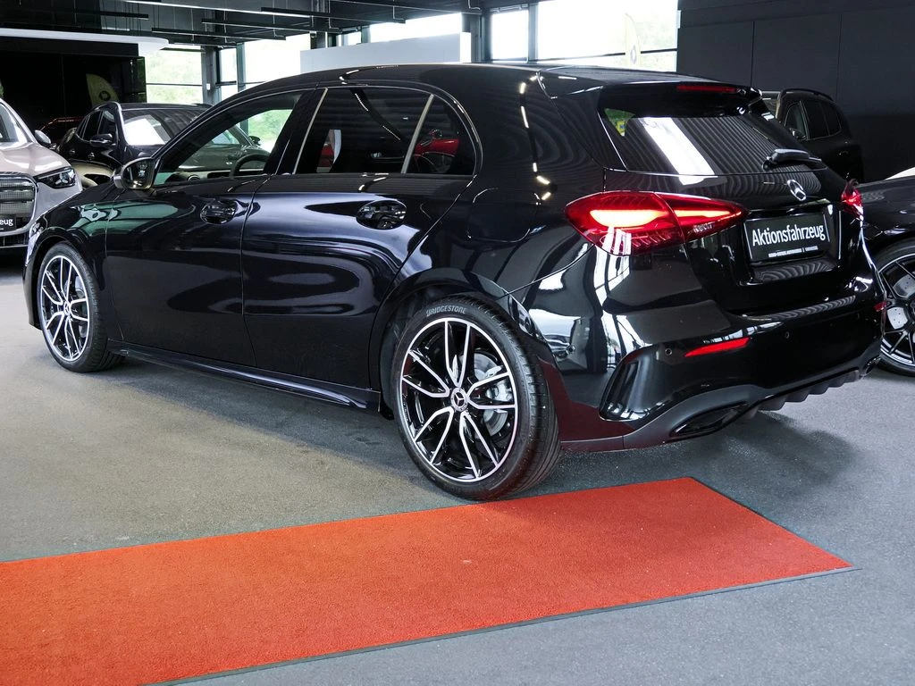Mercedes-Benz-A-Klasse 180-image-4