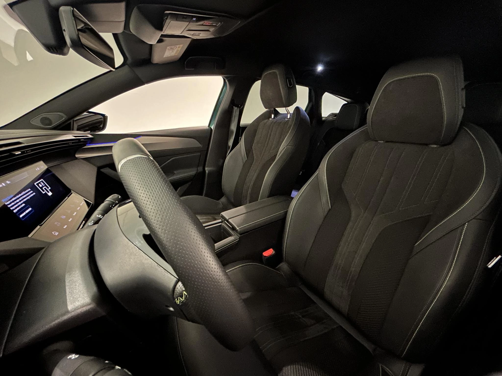 Peugeot-e-308-image-19