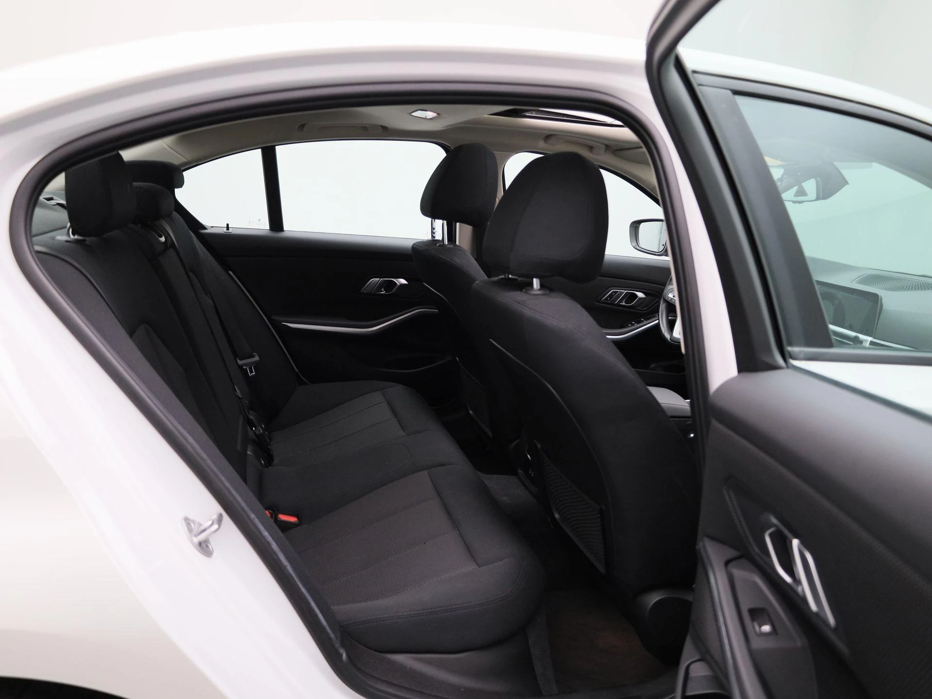 BMW-3 Serie-image-36