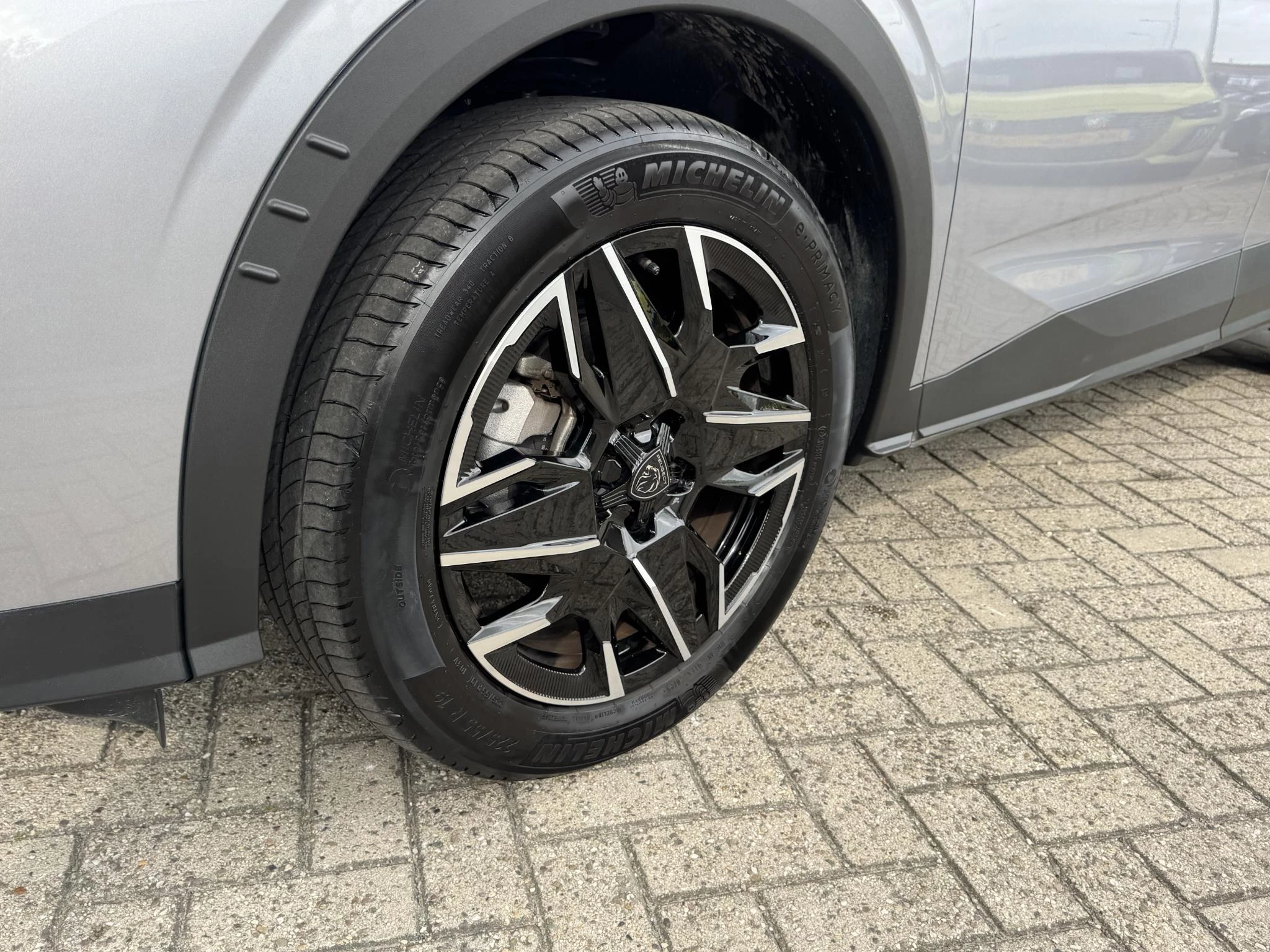 Peugeot-5008-image-9