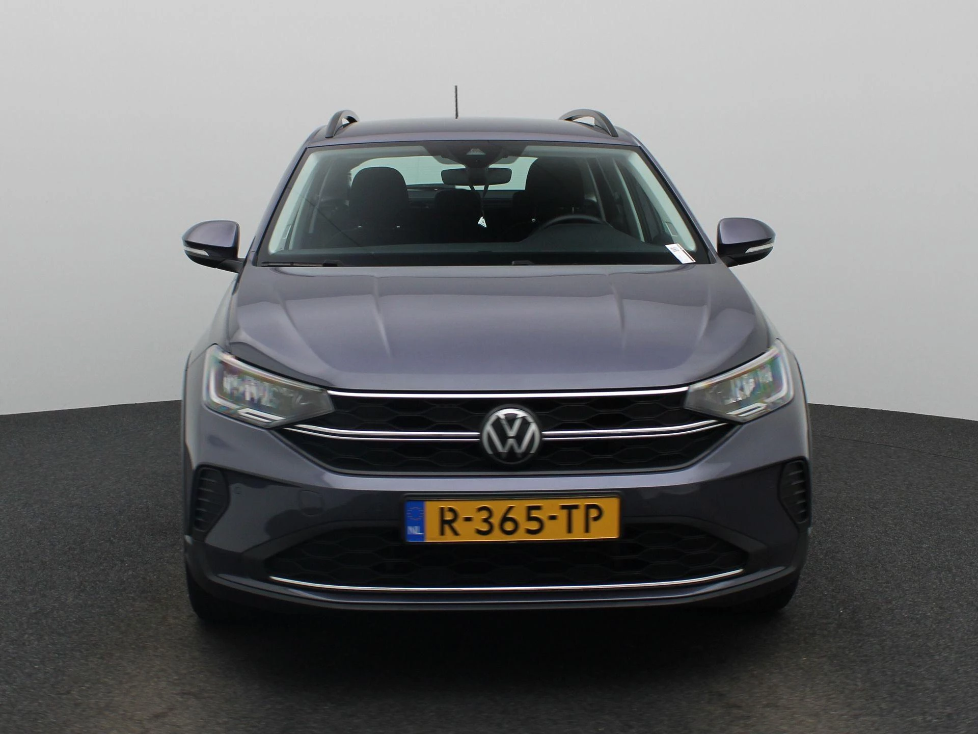 Volkswagen-Taigo-image-2