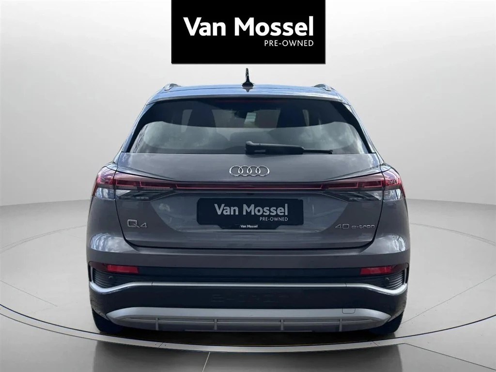 Audi-Q4 e-tron-image-5
