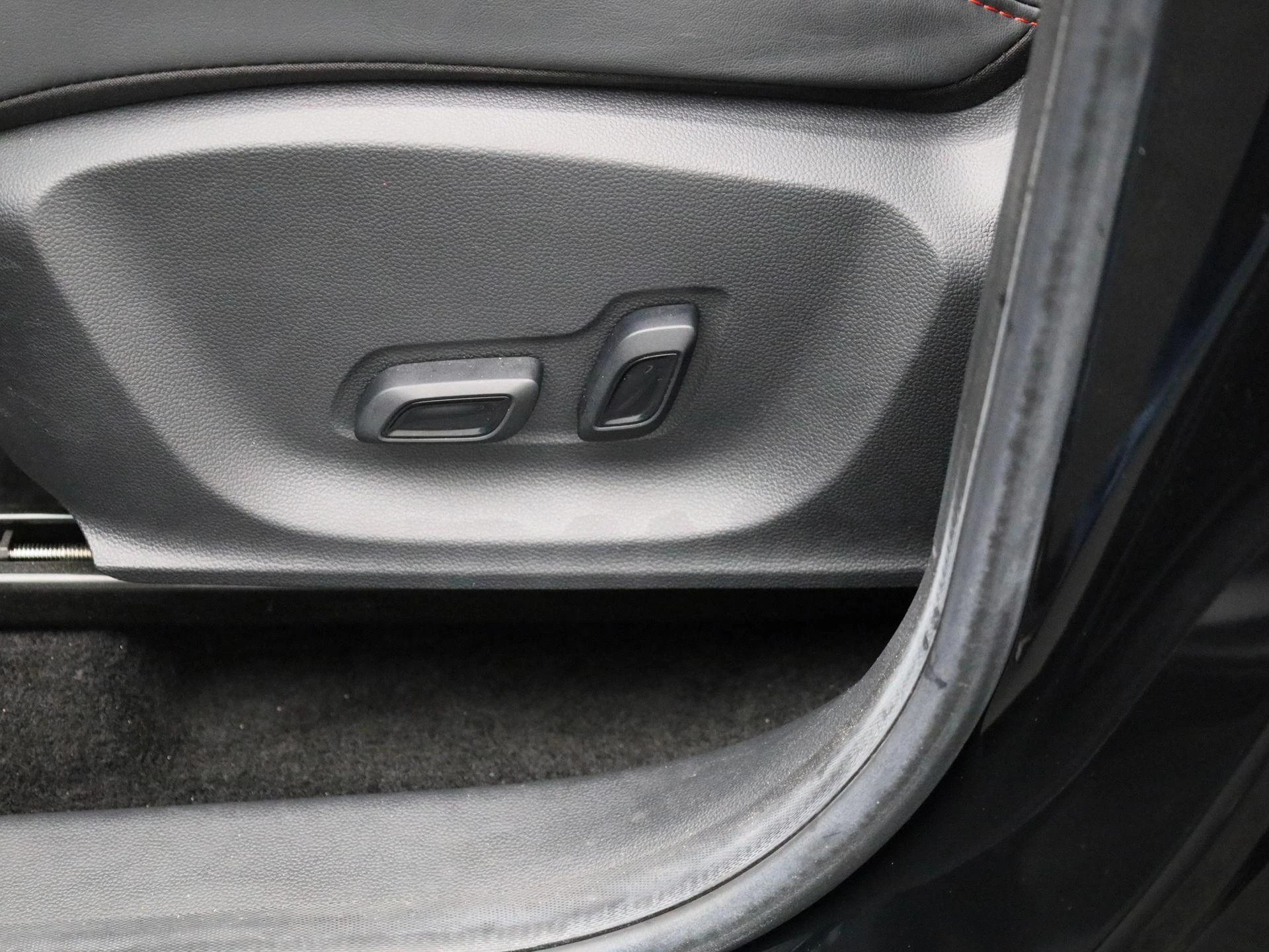 MG-ZS EV-image-31