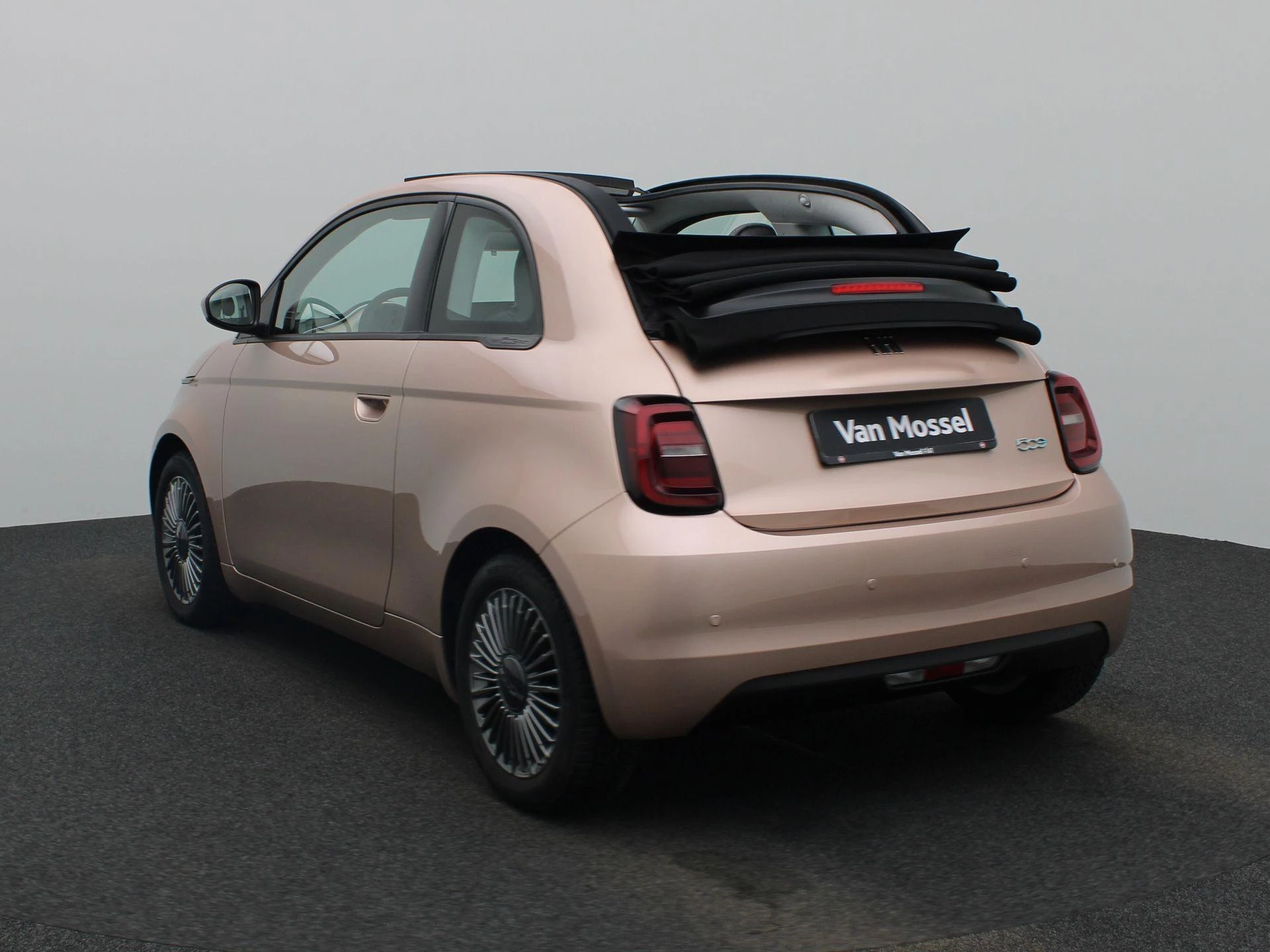 Fiat-500C-image-1