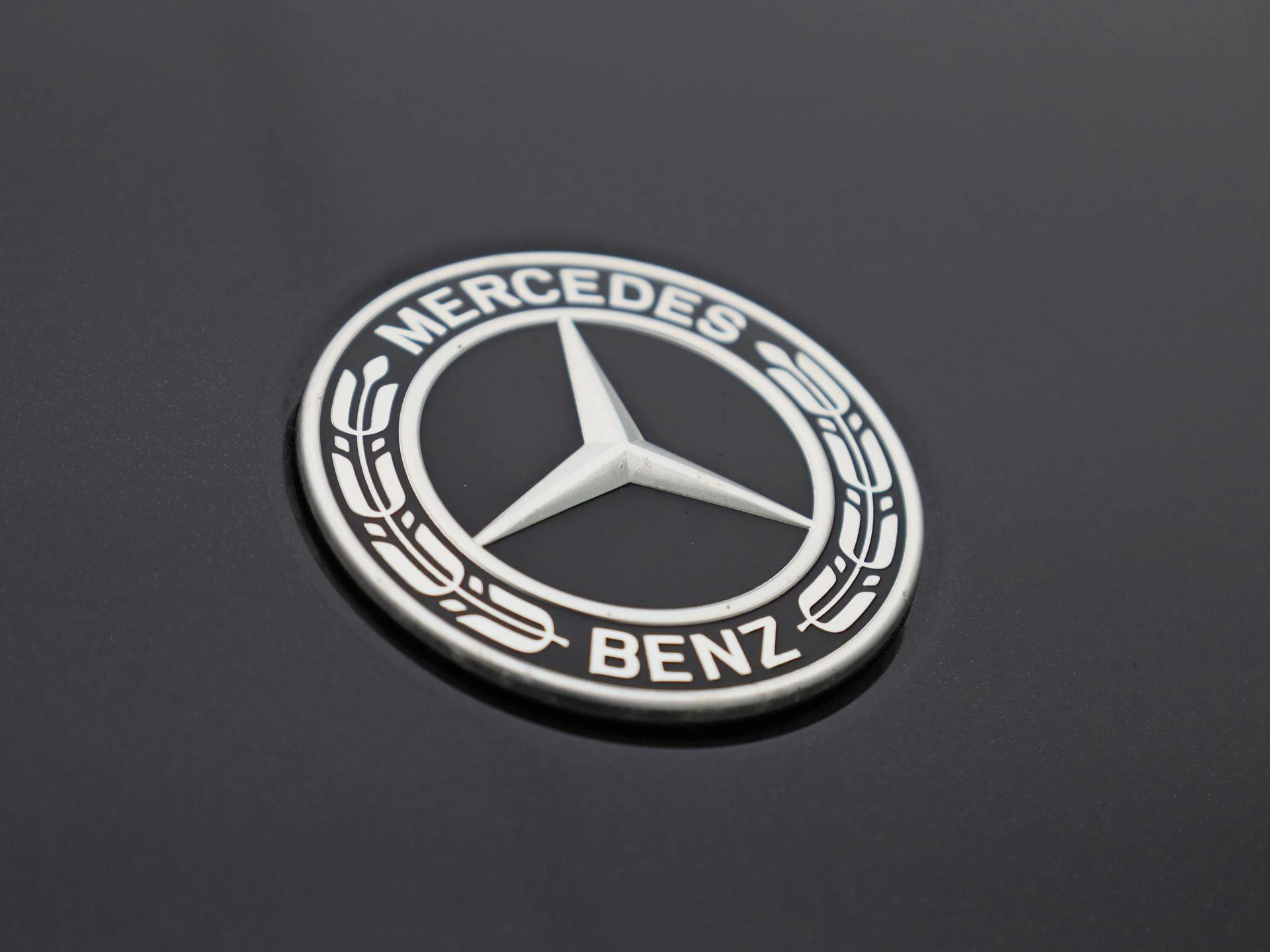 Mercedes-Benz-CLA-image-37