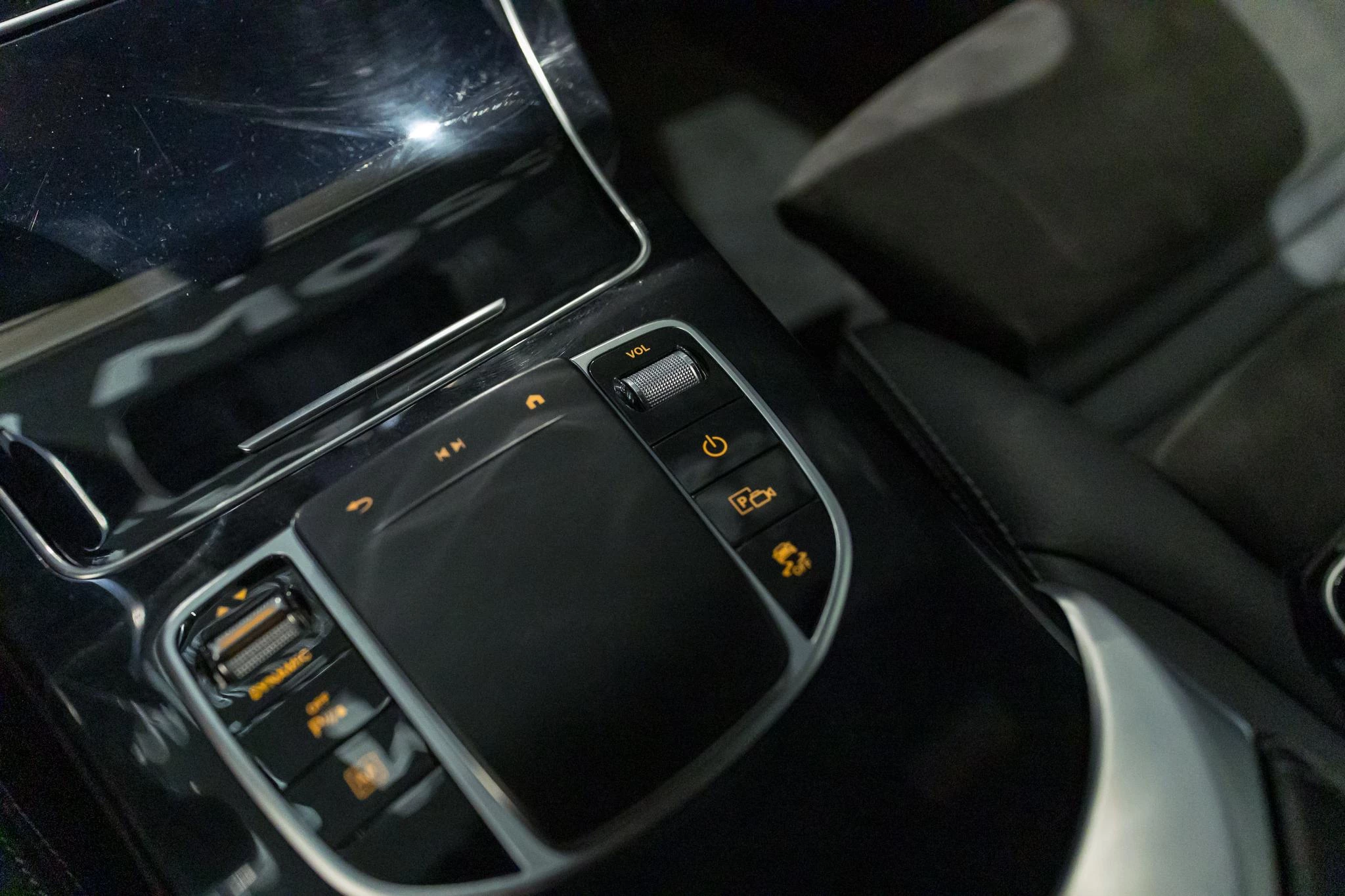 Mercedes-Benz GLC 300d 4MATIC AMG LINE+NIGHTPACK+ILS +NAVI