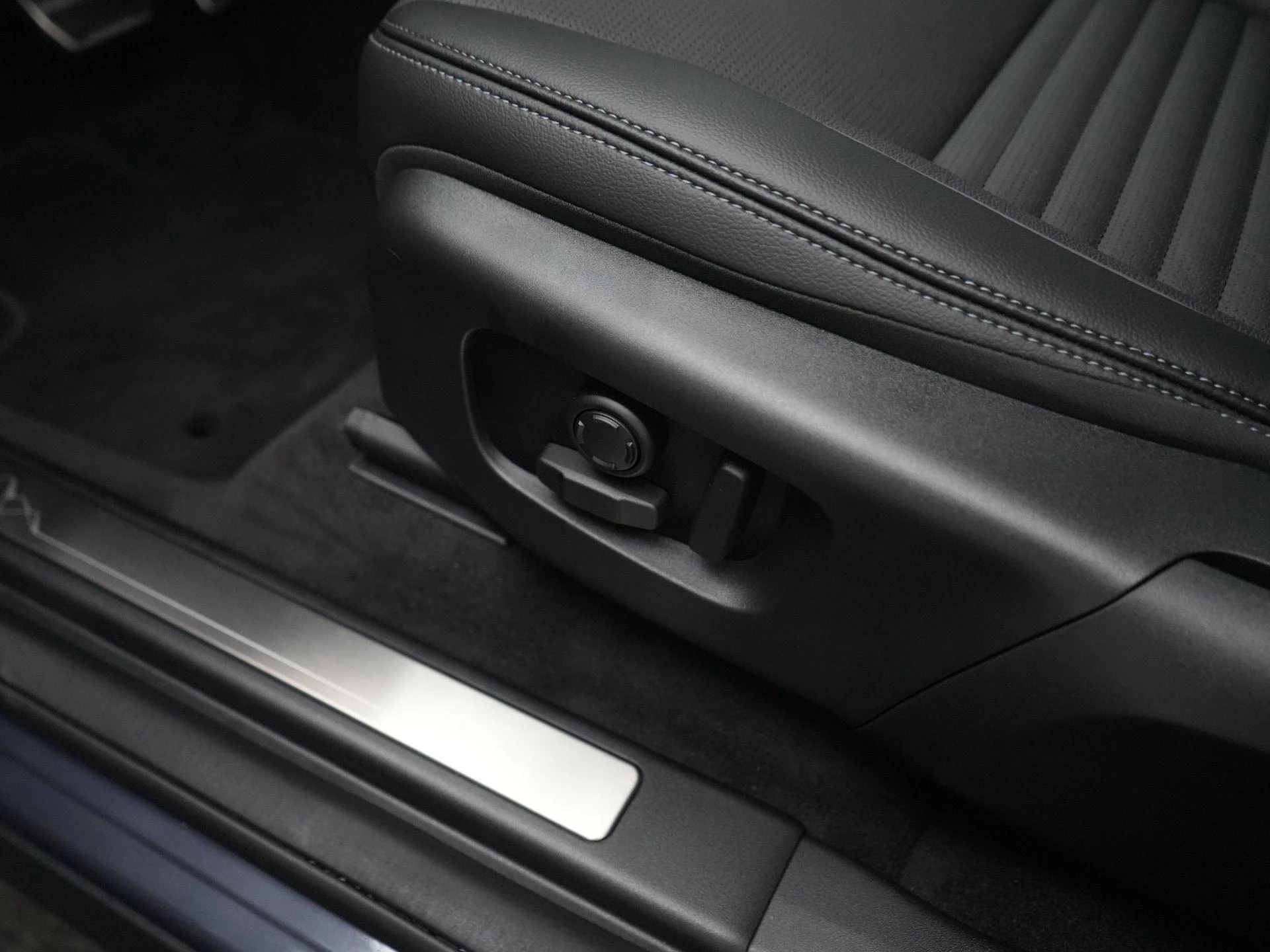Land Rover Discovery Sport 1.5 P270e PHEV Business Landmark Edition