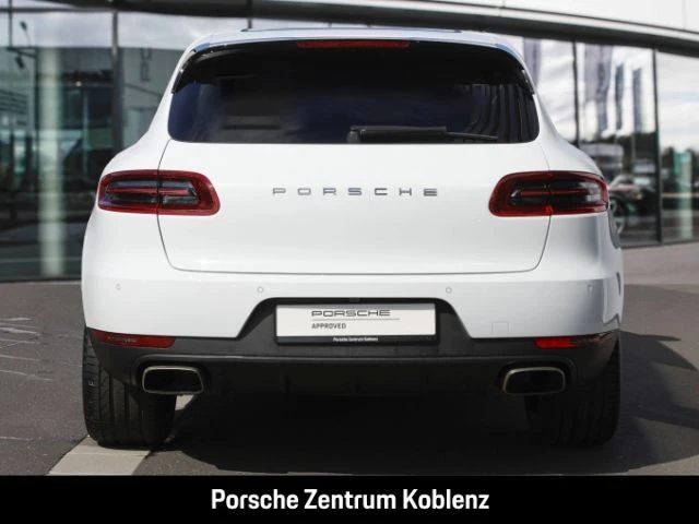 Porsche-Macan-image-6