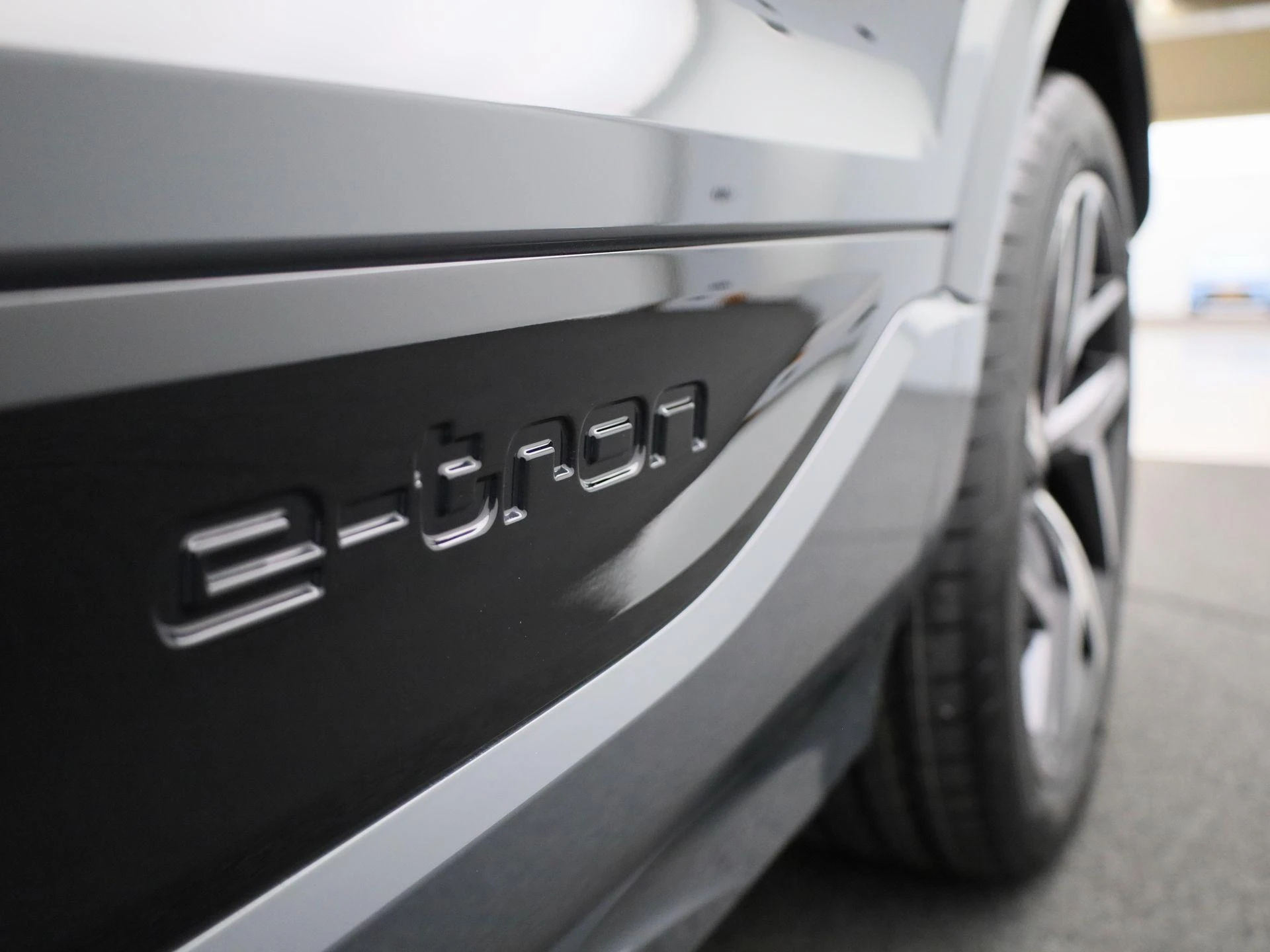 Audi-Q6 e-tron-image-18