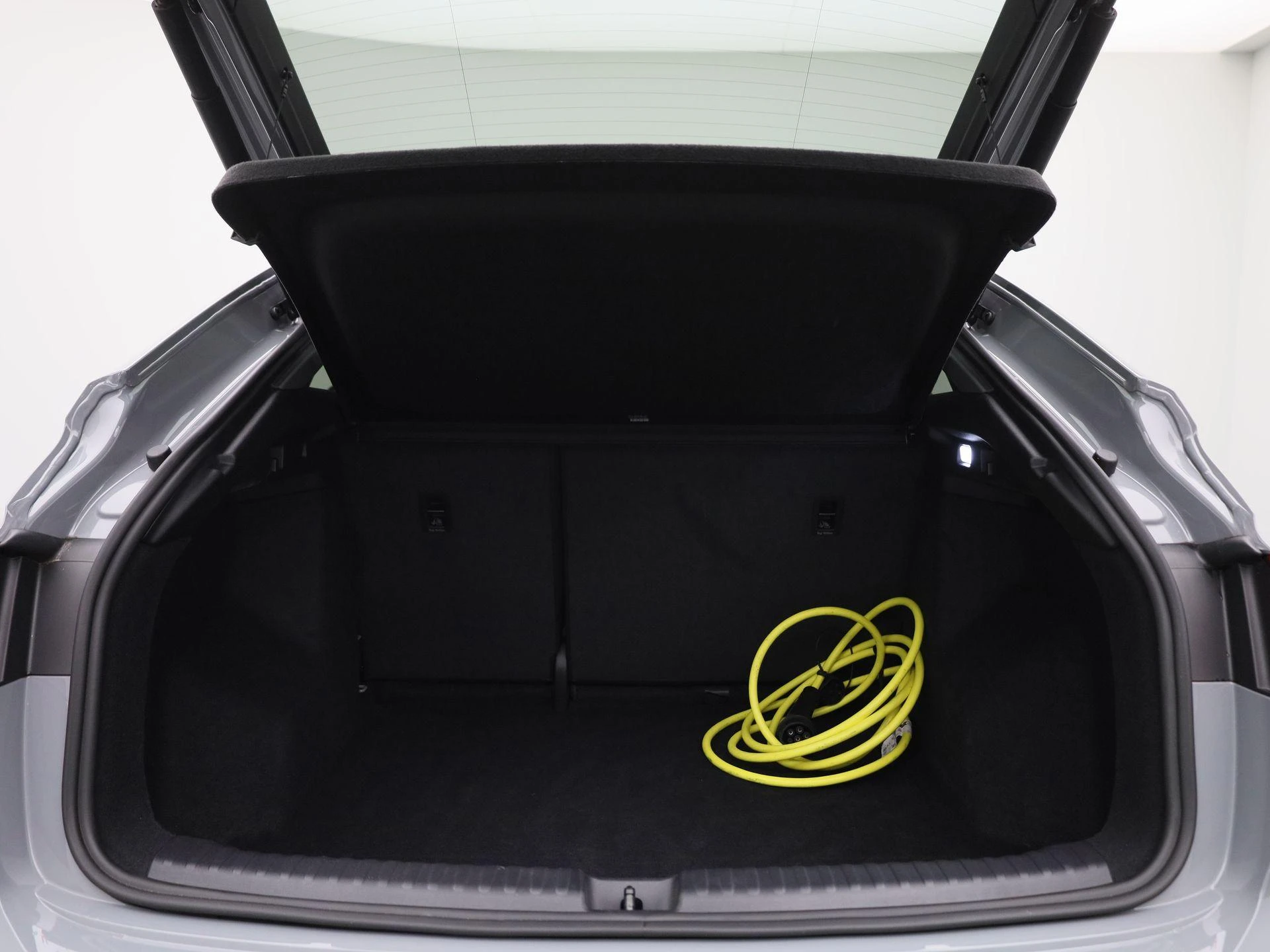 Audi-Q4 Sportback e-tron-image-13