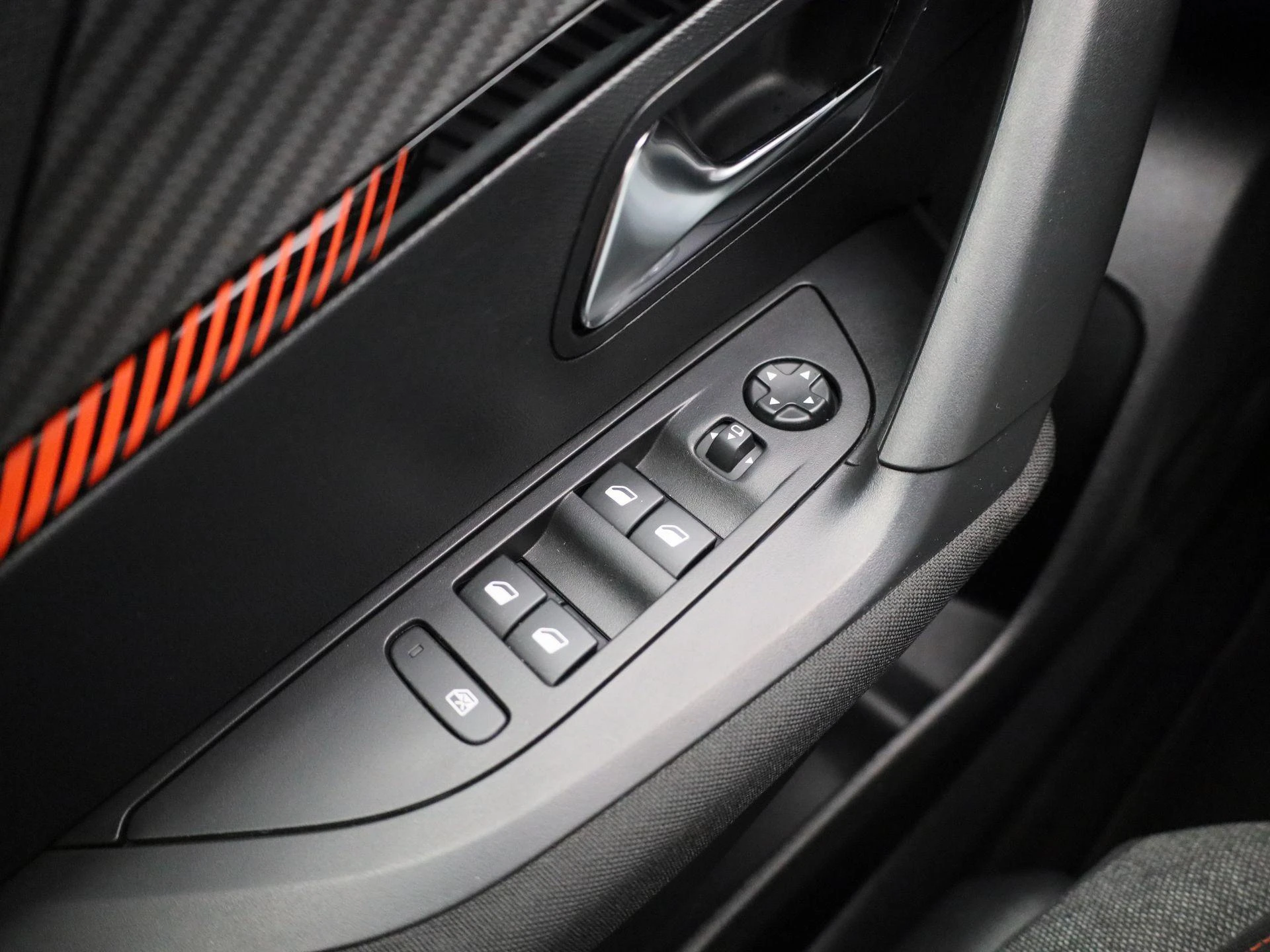 Peugeot-2008-image-23