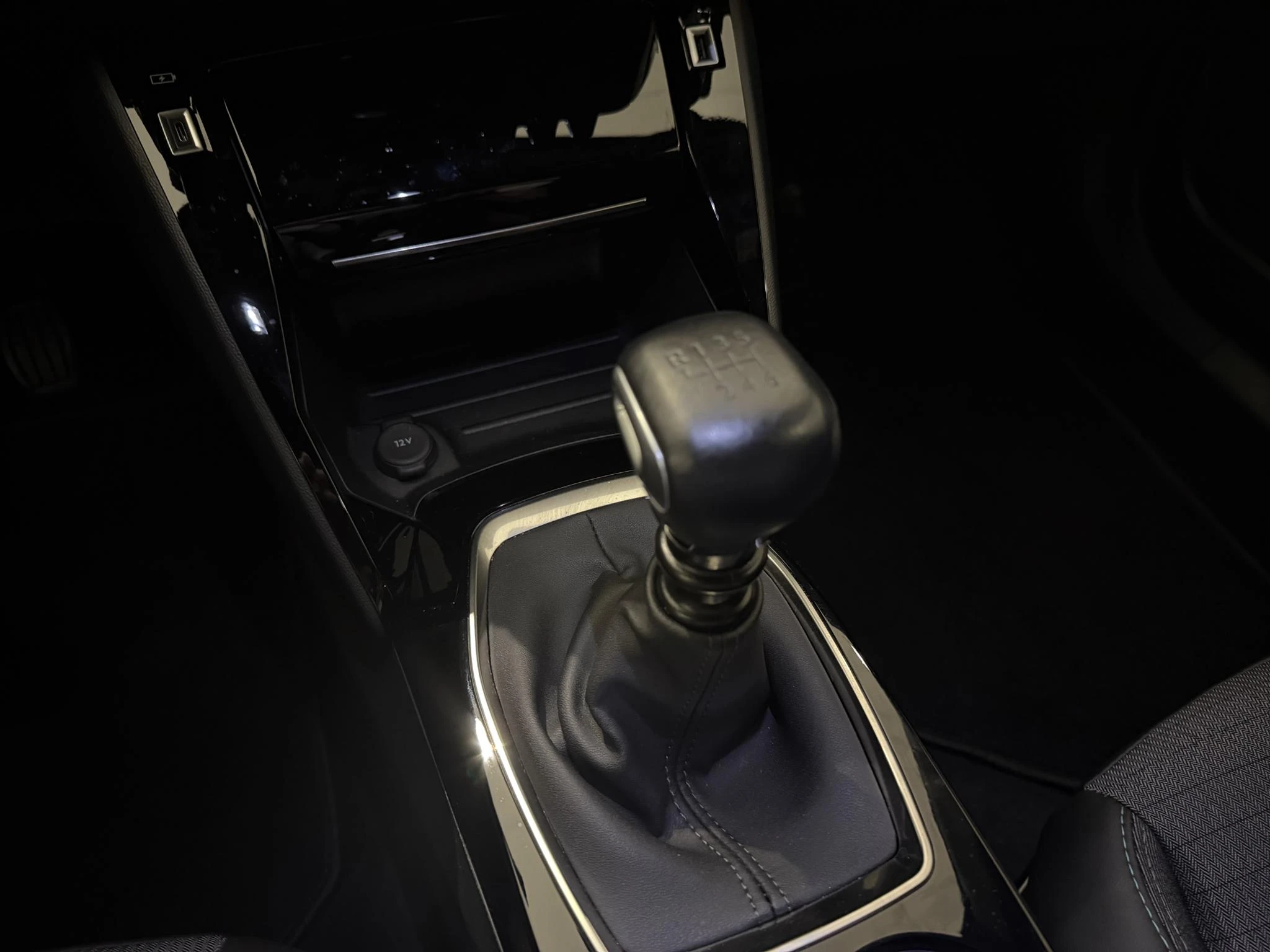 Peugeot-2008-image-18