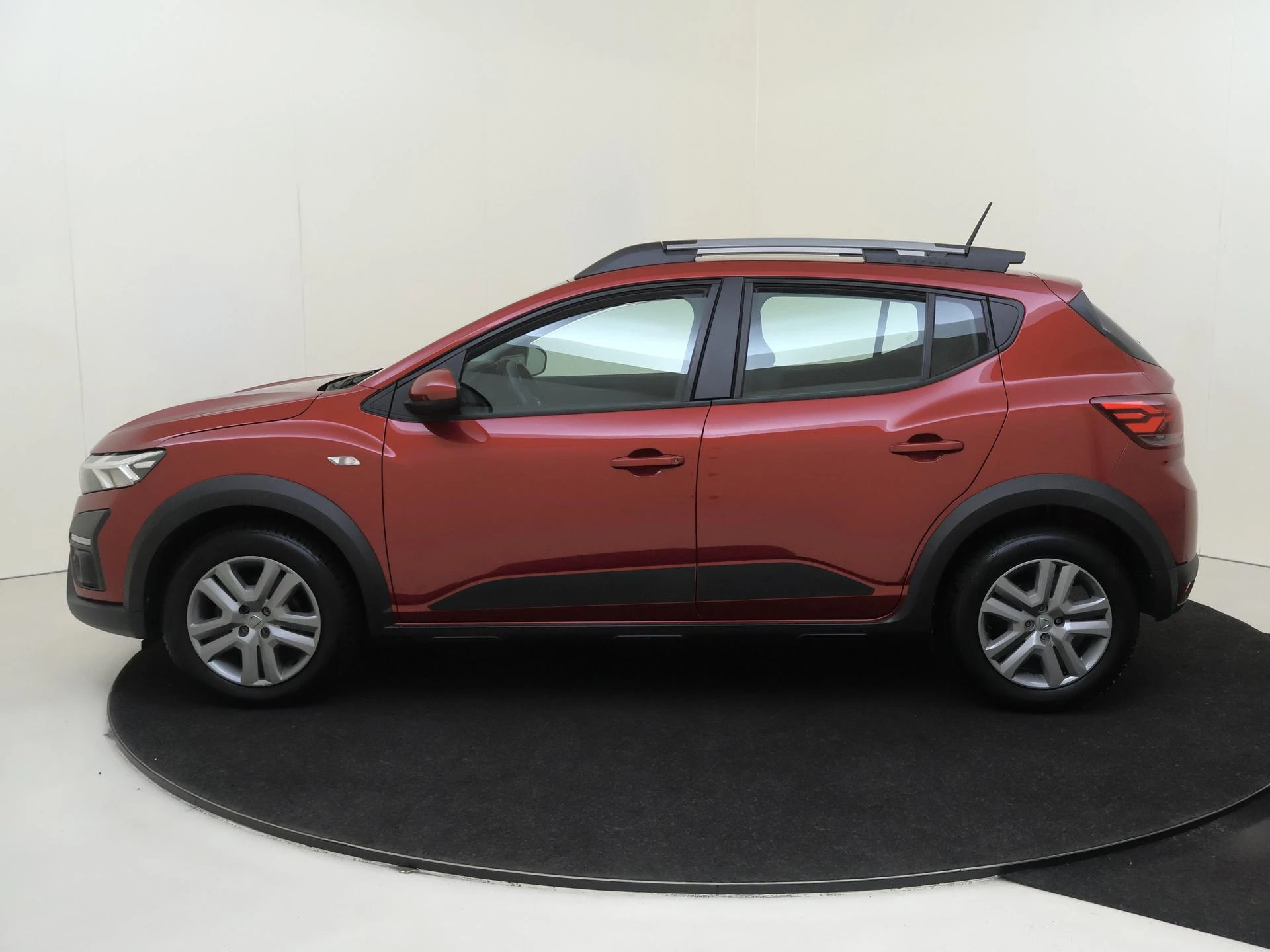 Dacia-Sandero-image-7