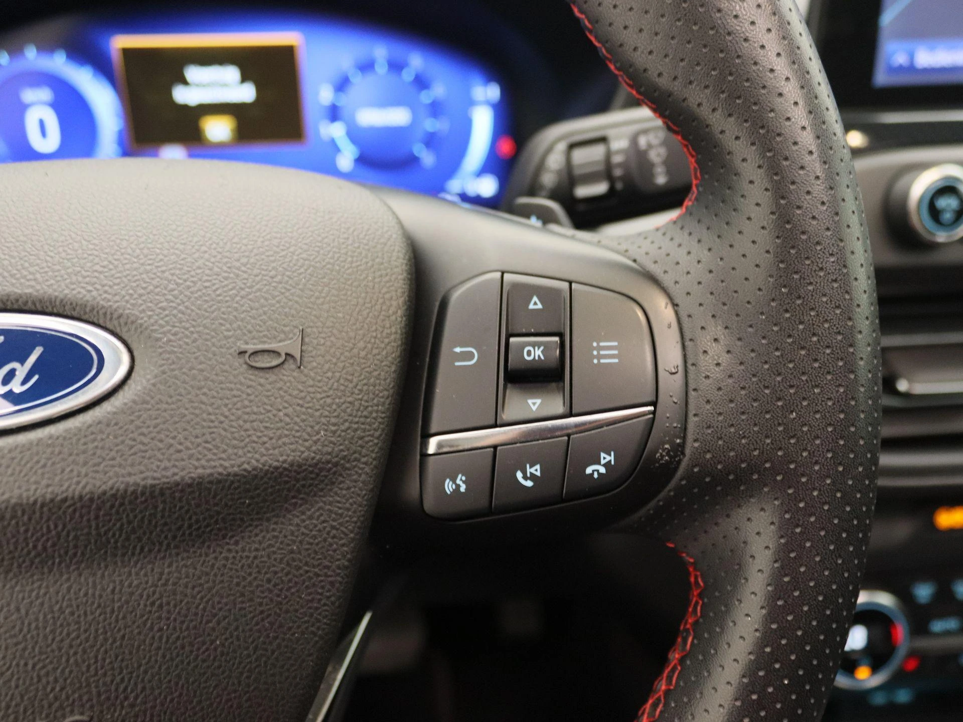 Ford Focus Wagon 1.5 EcoBoost ST Line X Business