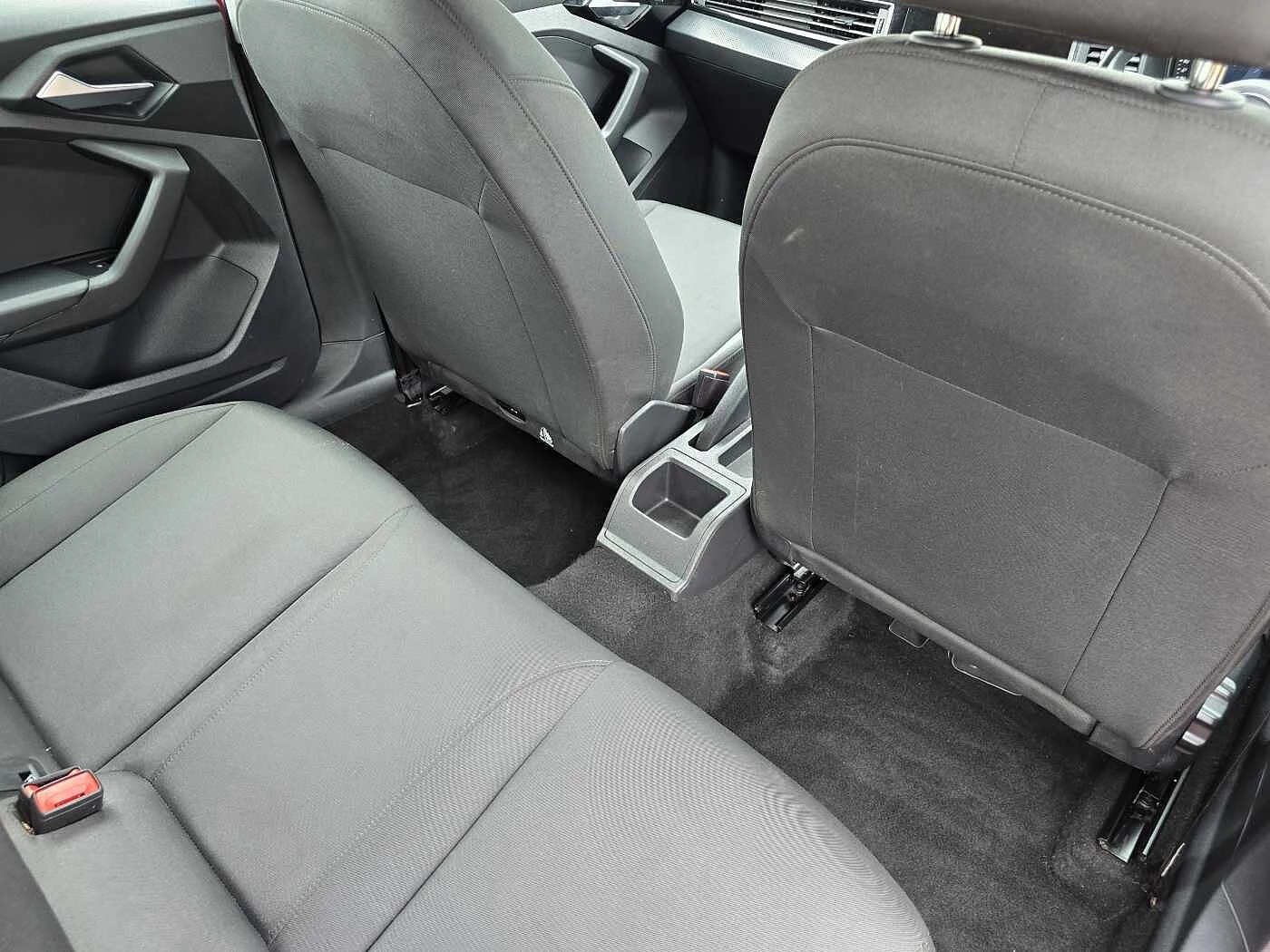 Audi-A1 Sportback-image-34