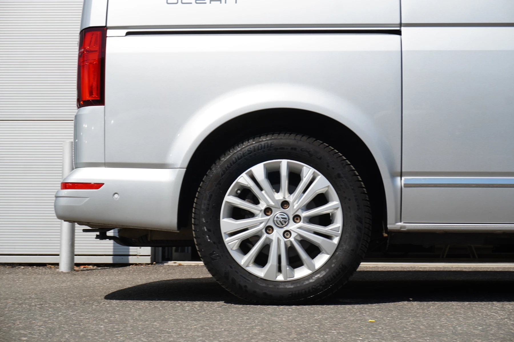 Volkswagen-California-image-21
