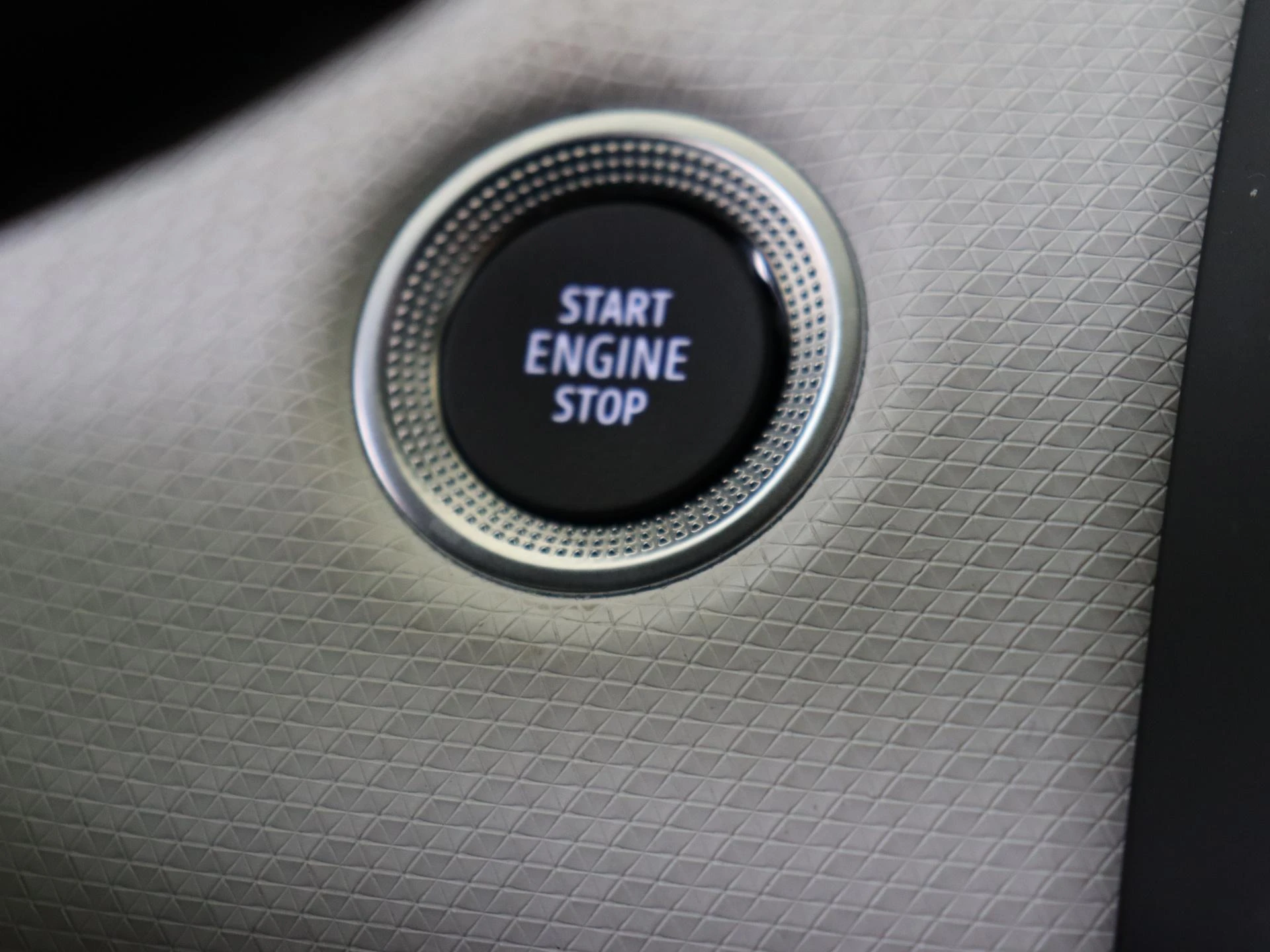 Renault-Clio-image-20