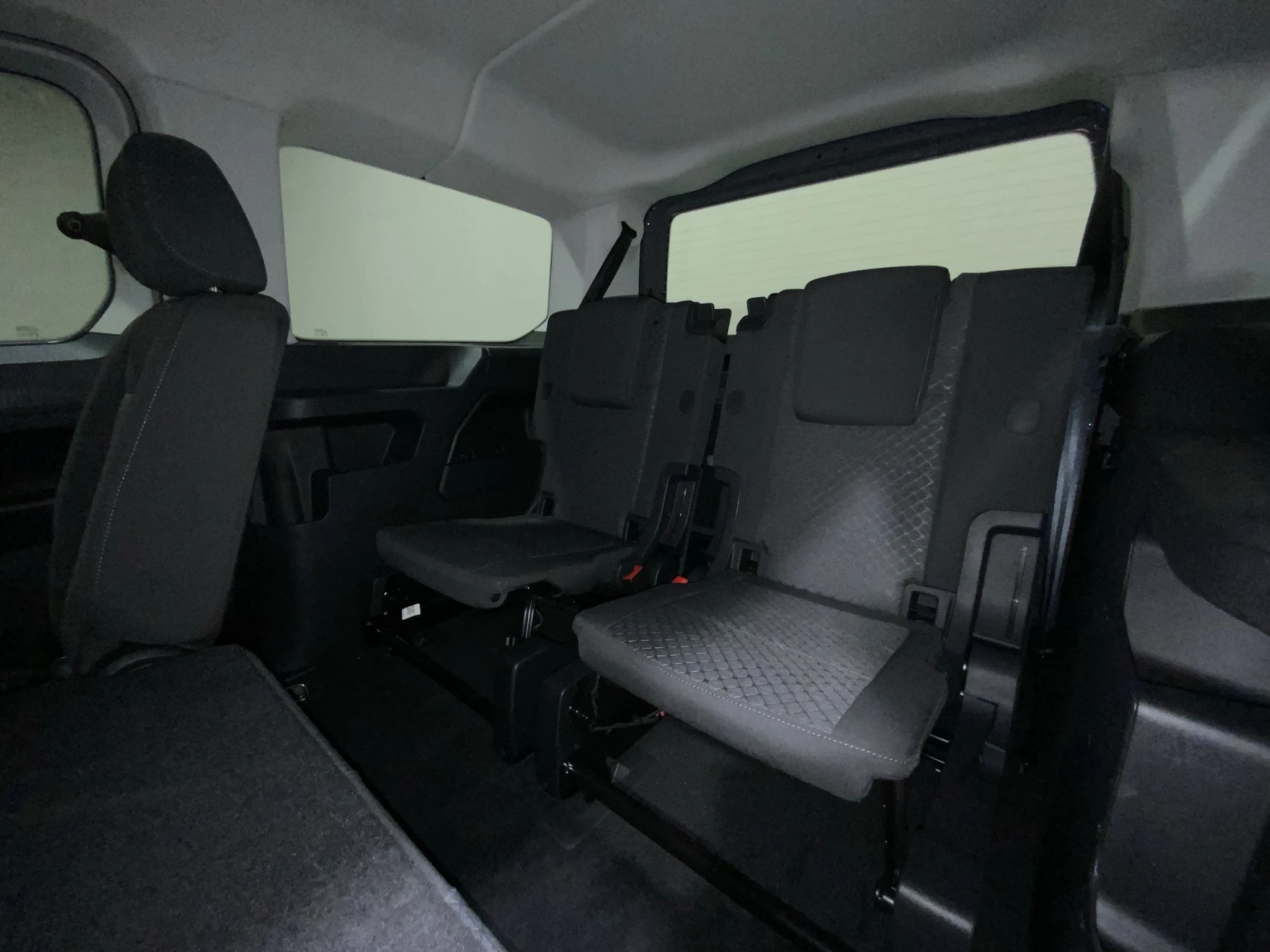 Ford-Tourneo Connect-image-17