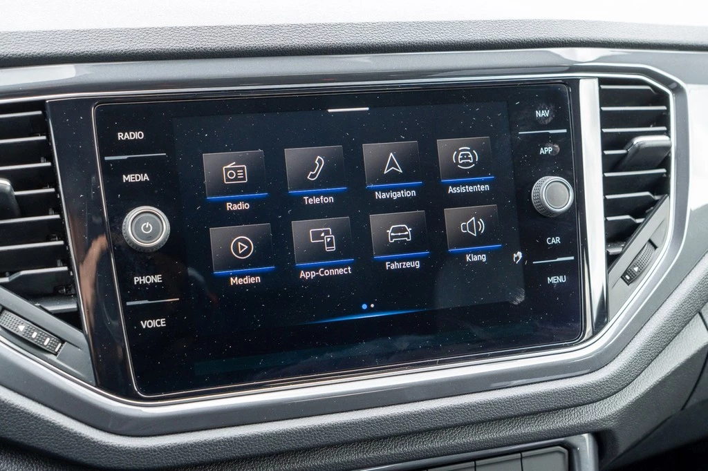 Volkswagen T-Roc 1.5 TSI DSG Sport *Navi*AHK*Kessy*ACC*PDC*Climatronic*Sitzhzg*