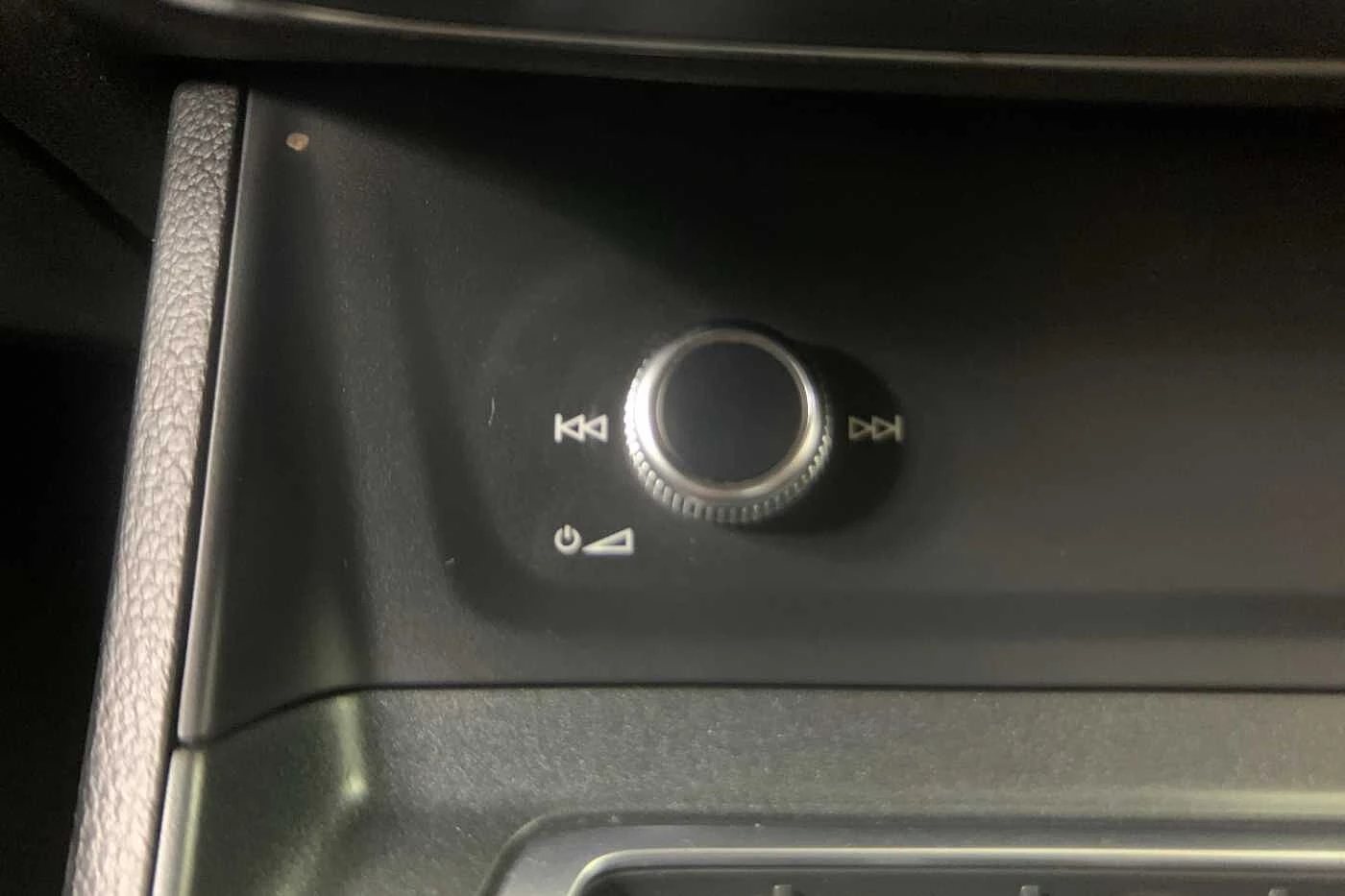 Audi-Q3-image-25