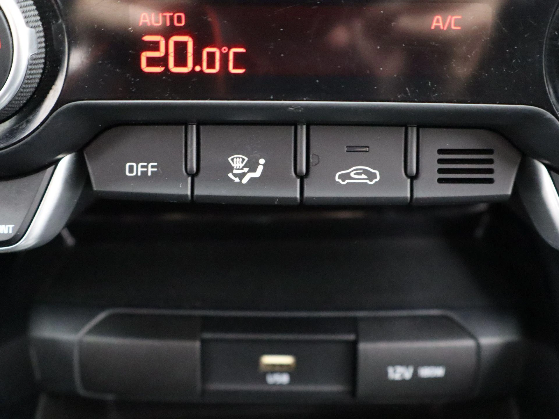 Kia-Stonic-image-20
