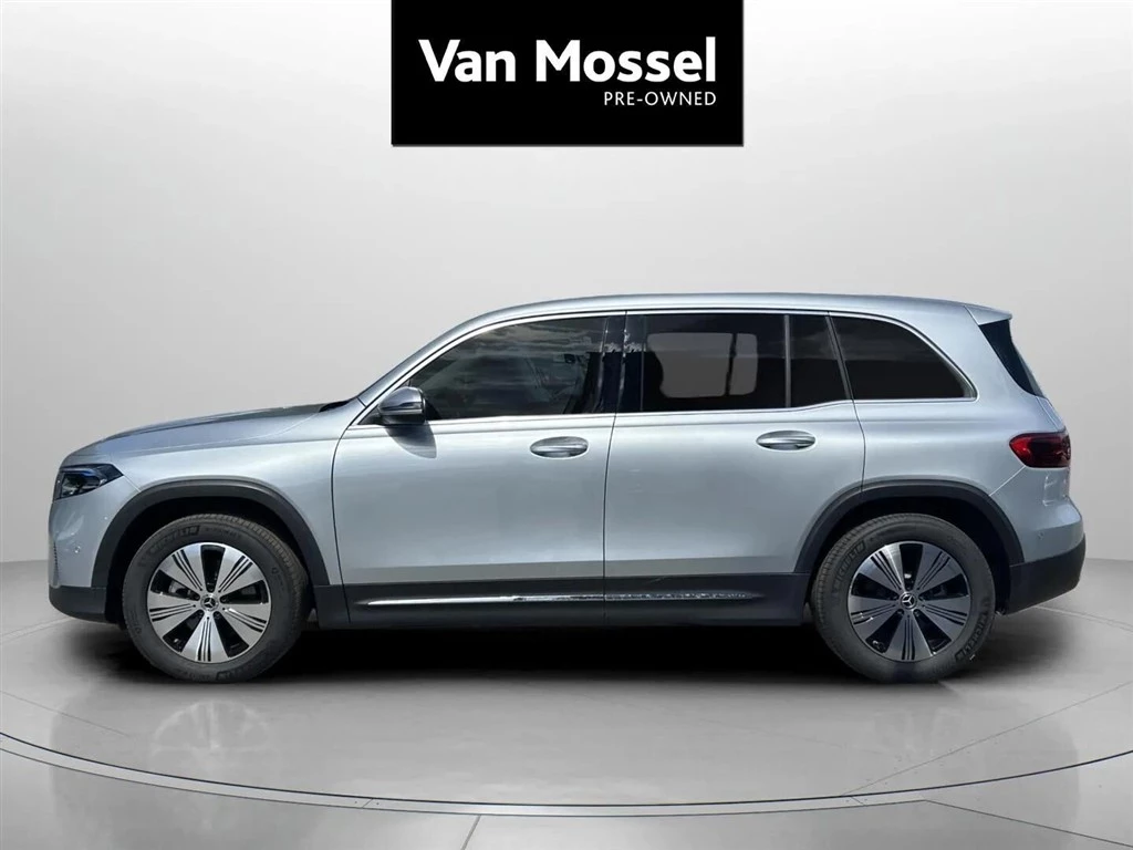 Mercedes-Benz-EQB-image-7