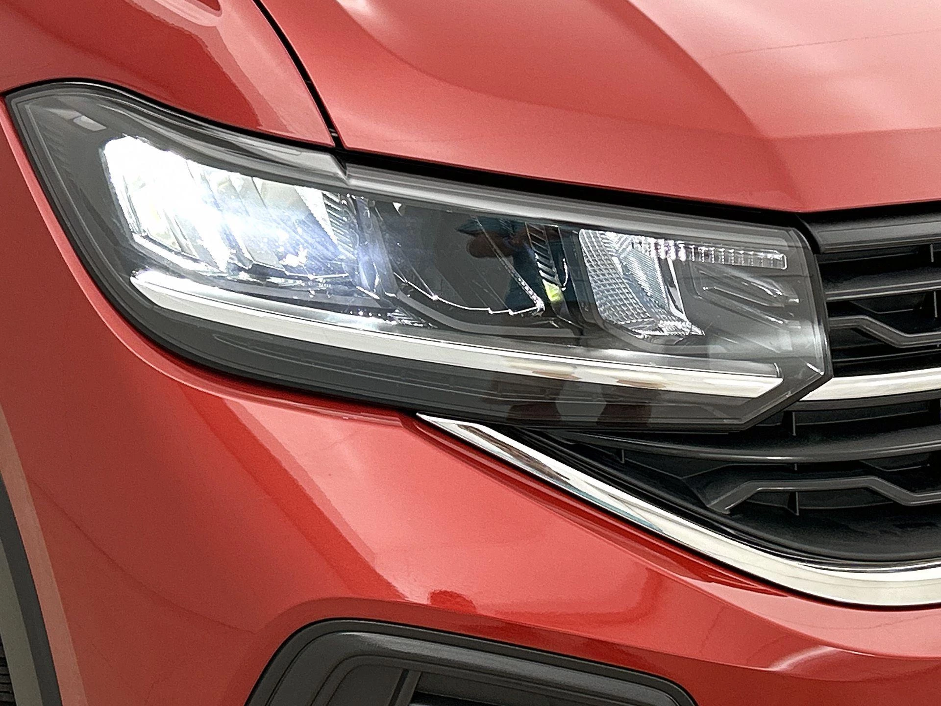 Volkswagen-T-Cross-image-24