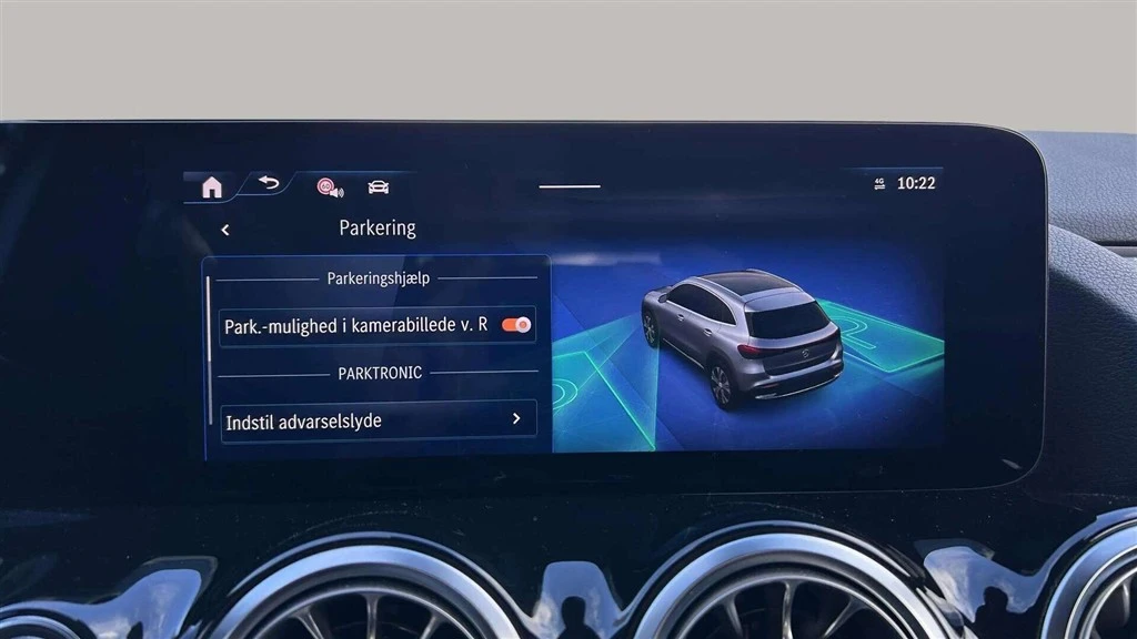 Mercedes-Benz-EQA-image-19