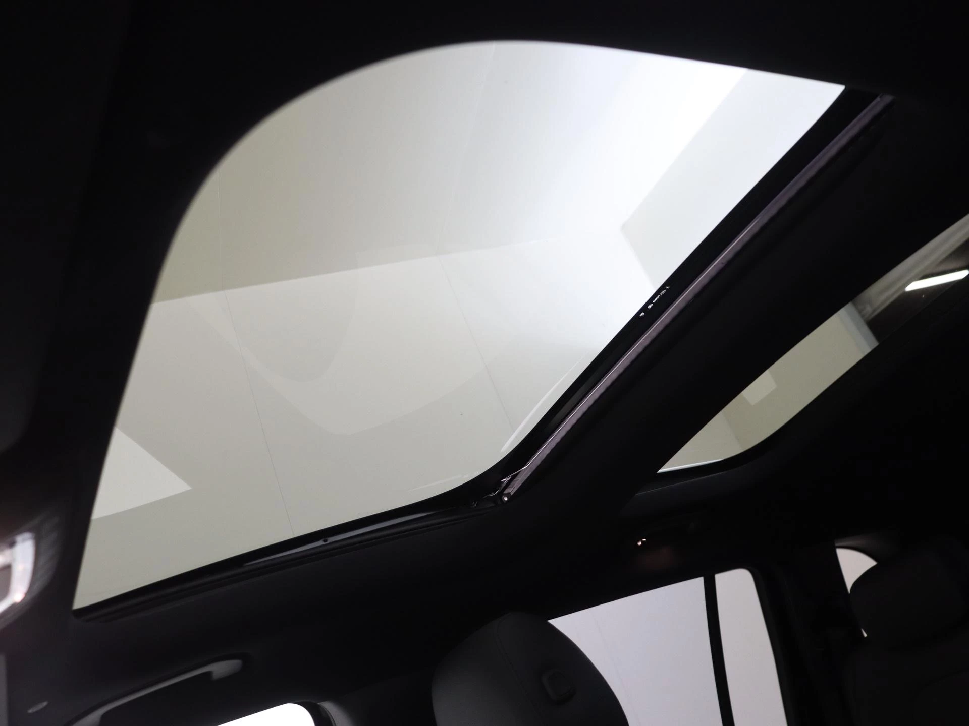 Mercedes-Benz EQB 250+ Luxury Line 71 kWh
