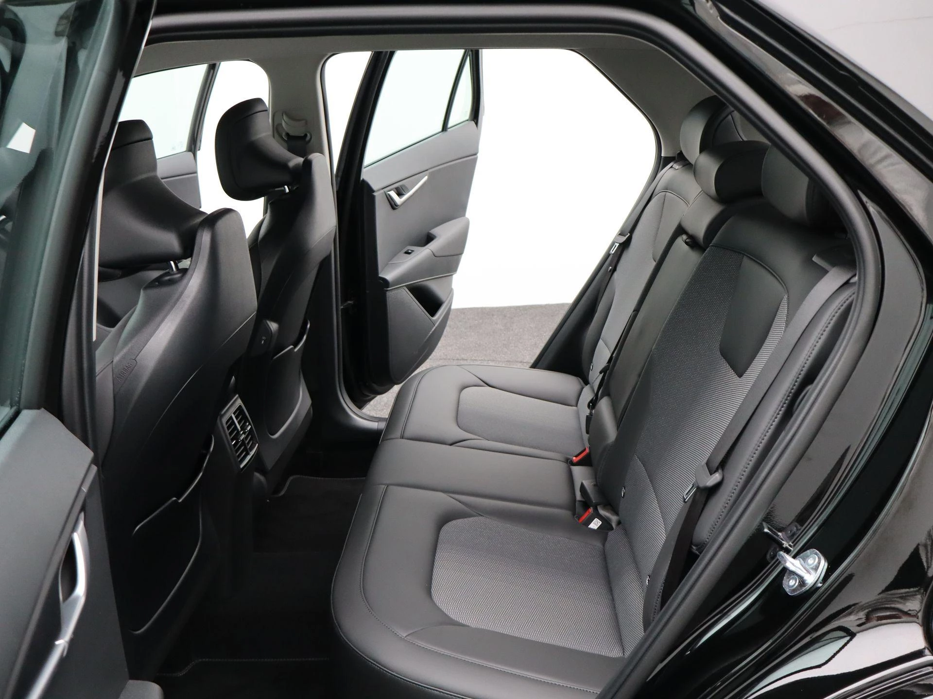 Kia-Niro-image-13