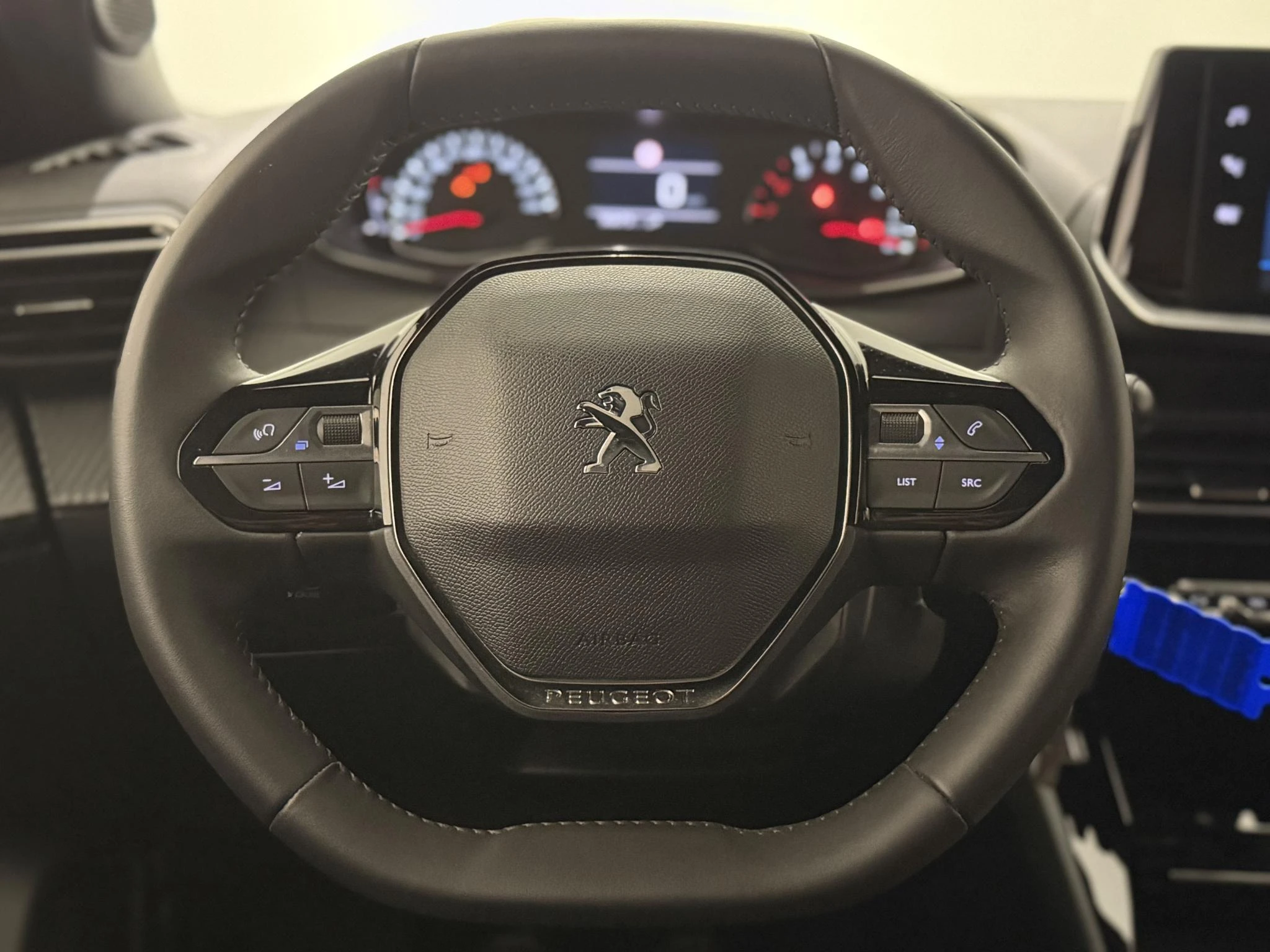 Peugeot-2008-image-5