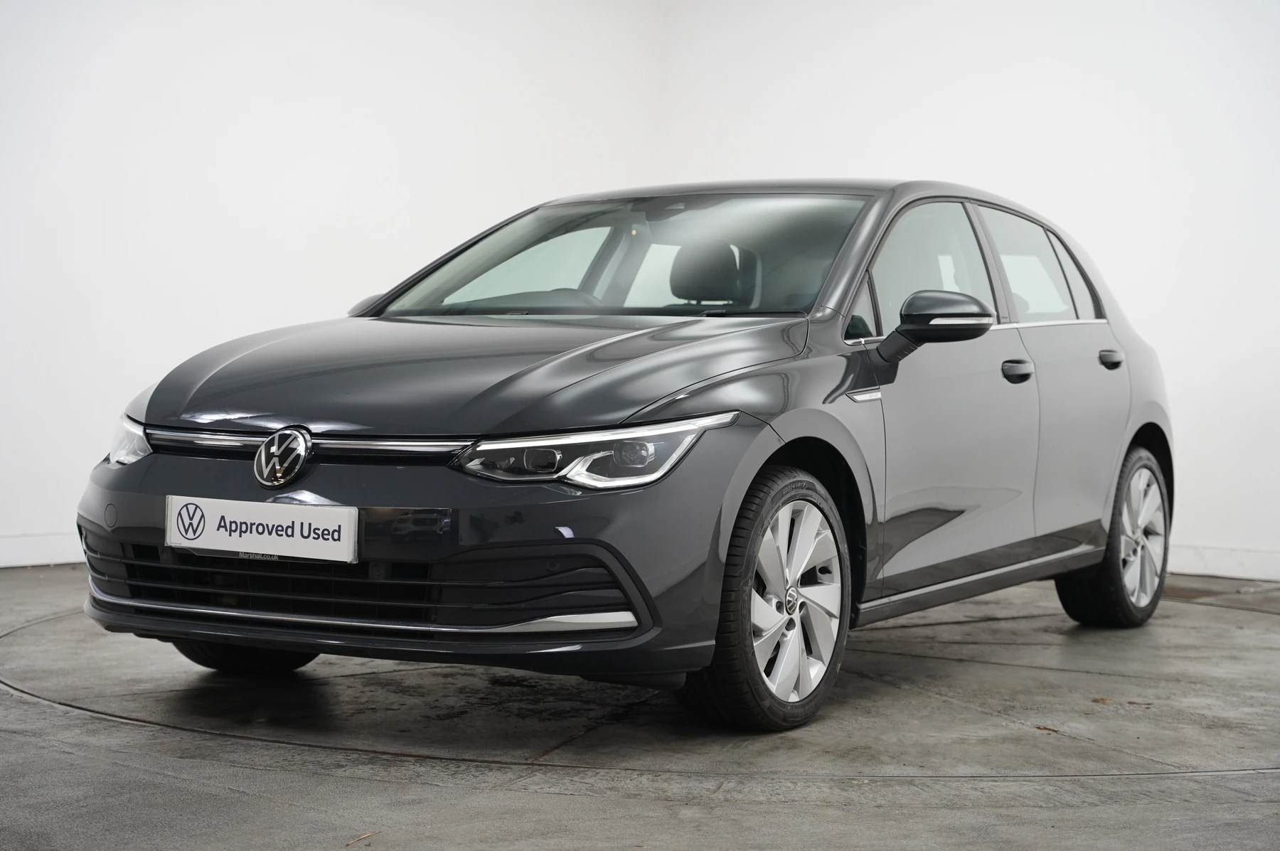 Volkswagen-Golf-image-38