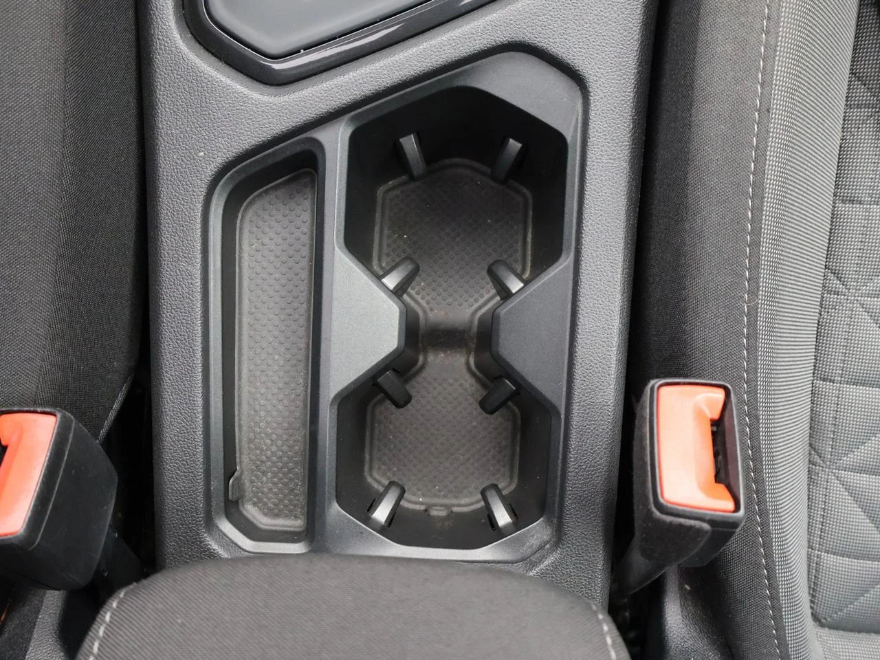 Volkswagen-Tiguan-image-22